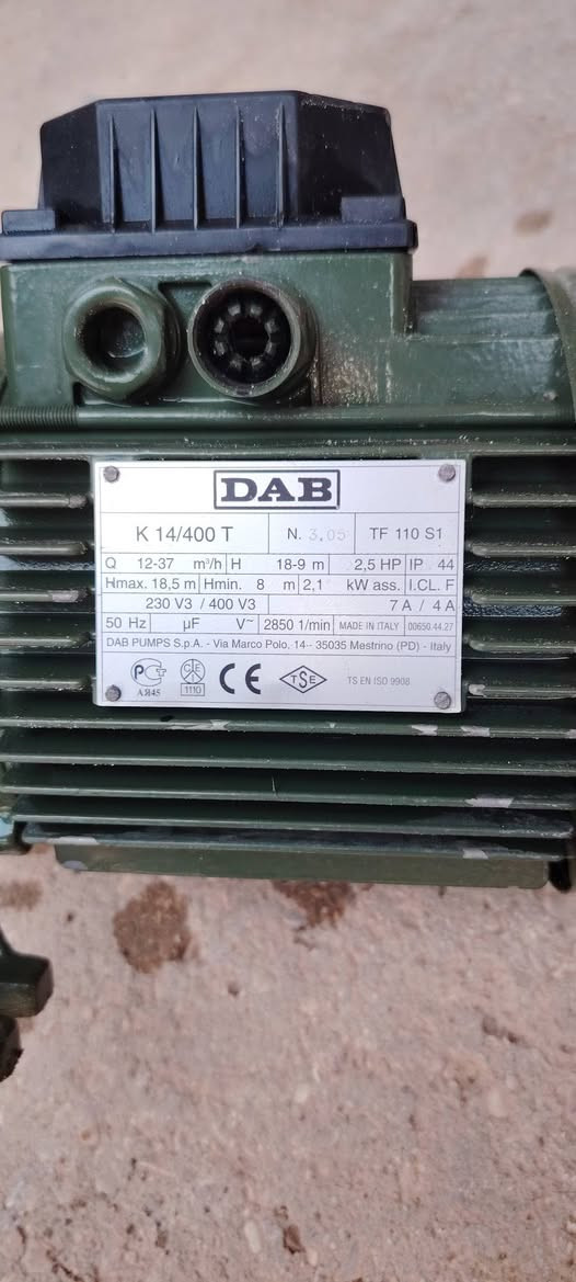 للبيع  مستخدم ماطور ماء إيطالي أصلي DAB 🇮🇹
🔹 القدرة: 2.5 حصان
🔹 كهرباء: 3 فيز 230/400V
🔹 الرفع الأقصى: حوالي 18.5 متر
🔹 صناعة إيطالية 🇮🇹
🔹 مناسب للضخ، السقي، والخزانات والاستخدامات الزراعية والصناعية.
الموديل والمواصفات مثبتة على
 لوحة الشركة الأصلية.
السعر 165
مكاني البغدادي مجمع السكني توصيل موجود
***********
***********
