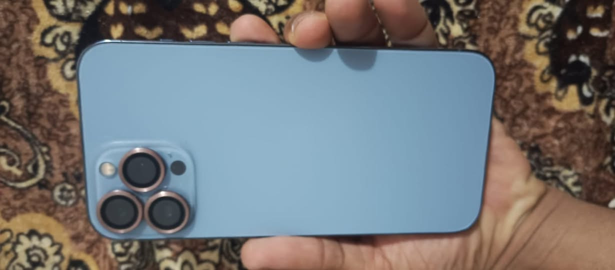 السلام عليكم، ايفون13برو ماكس لون بحري امريكي بطارية89 ذاكرة512 نظافة 100‎%‎ ومع الكارتون الاصلي مكان بصرة السعر 750الف ***********
