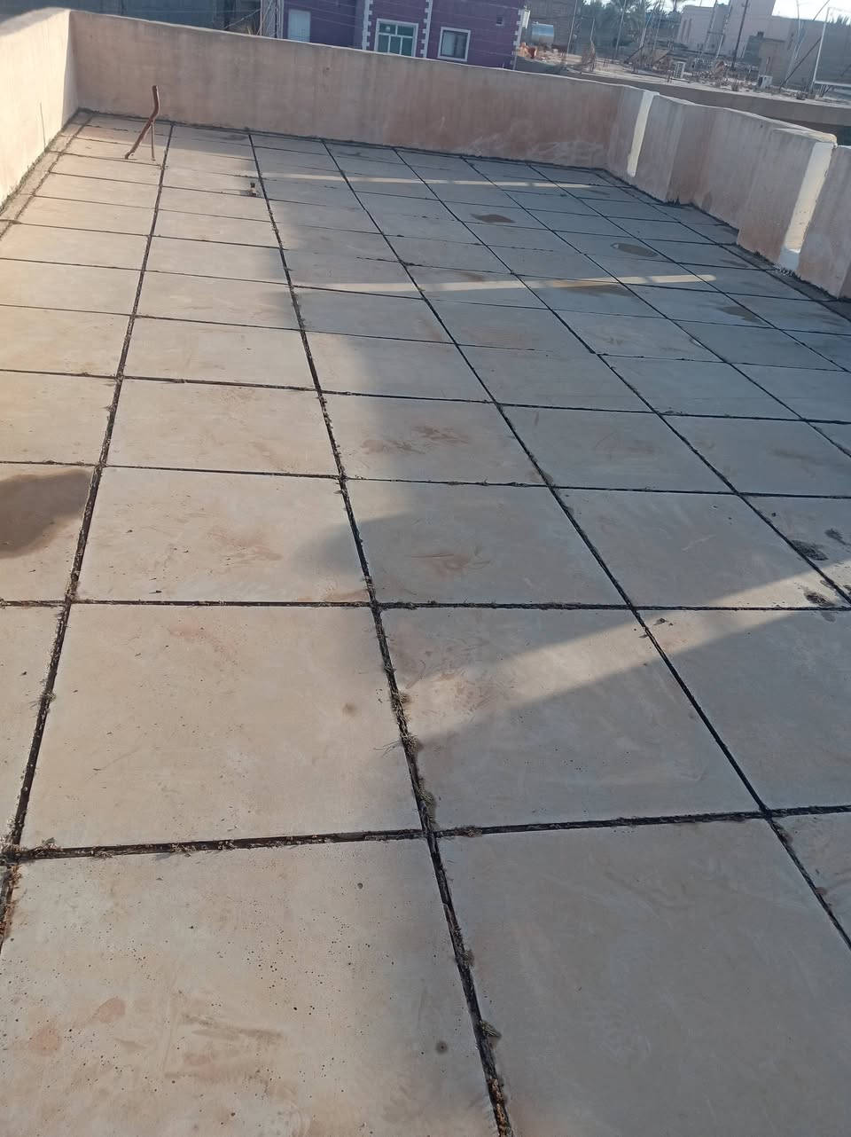 السلام عليكم // يوجد لدينا عمل ايزوكام ورافكوت وفلانكوت وجير وماستك وصبغ اساس وألياف وصباغ ونعمل على قلع الماستك أو الإضافة وتنظيف سطح بالكوسره اللاستفسار على الهاتف *********** أو الخاص
