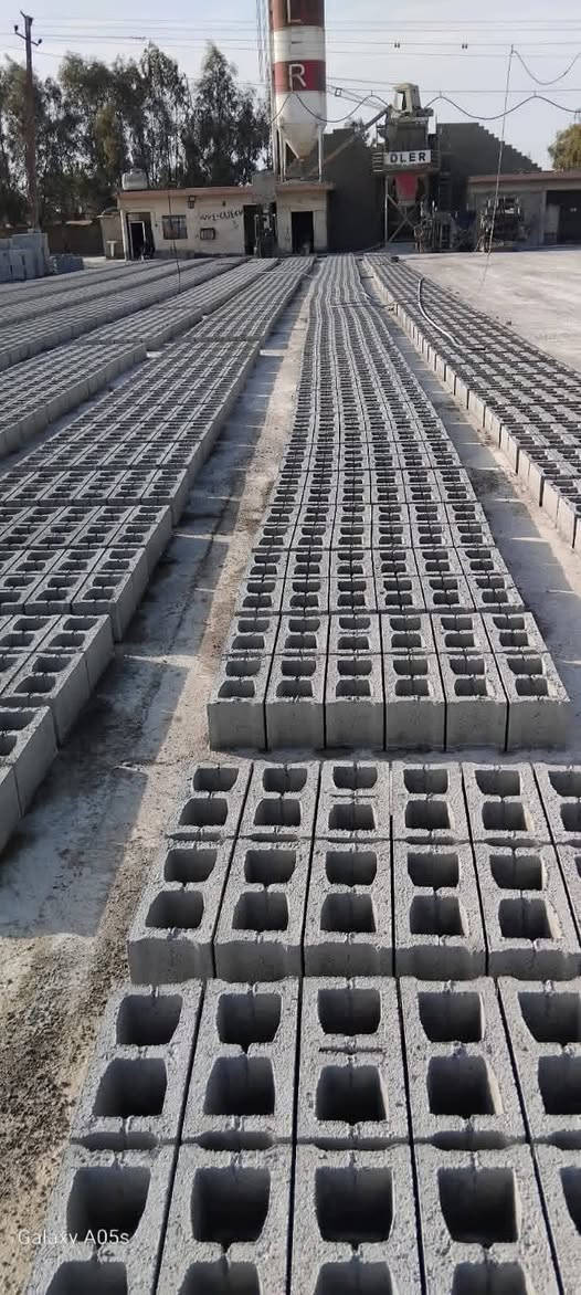 الف بلوكه شرط الگلاب بس 650 الف واصل الشطرة والغراف 
***********
