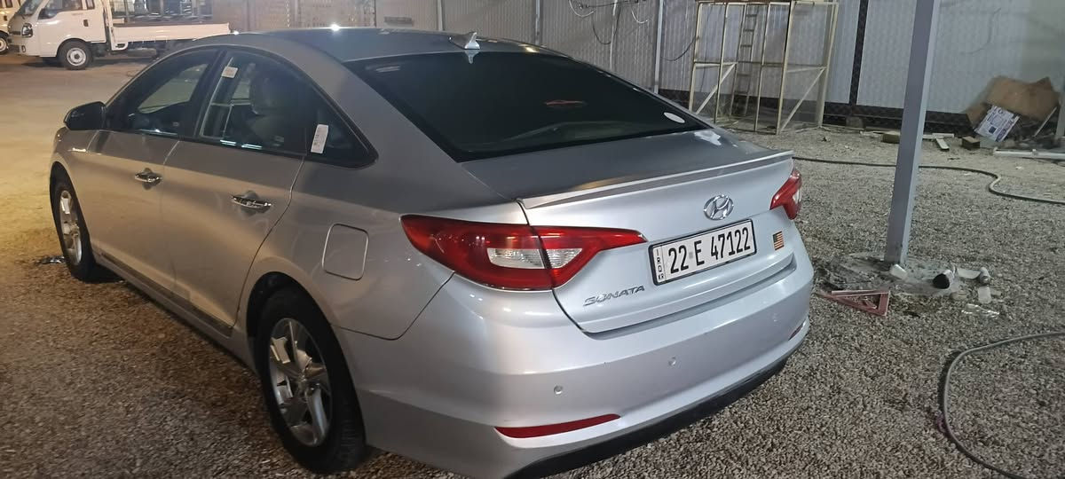 البيع سياره سوناتا امريكي موديل 16بيها ثلاثا قطع صبغ بدون دواخل السعر 115وبيها مجال الاستفسار اتصال عل رقم ***********مكان سياره بغداد او فلوجه العراق الجميع
