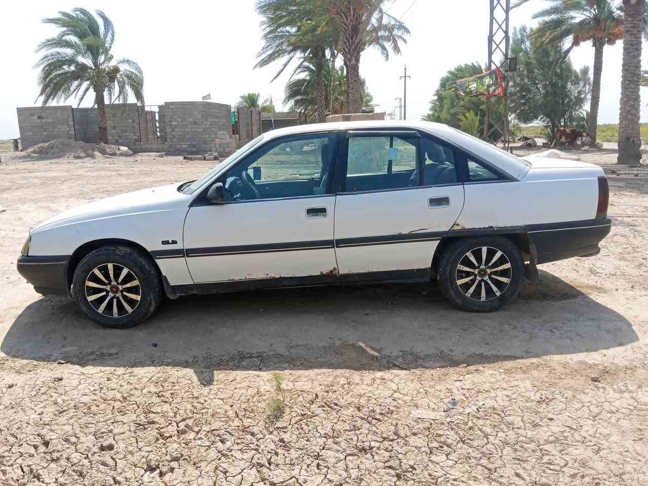 للبيع أوبل أوميكه 1995 السعر 30 وبيه مجال كير محرك خيرمن الله 4ويل كب أسبير محرك 2000 الرقم ***********/*********** المكان واسط صويره
