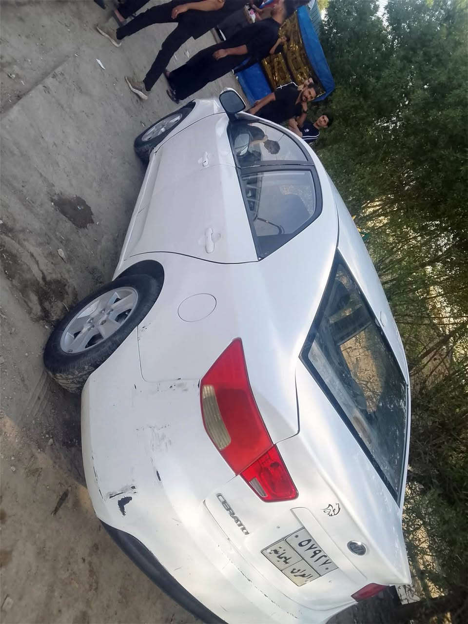 سيراتو ١٦٠٠ خليجي سليمانيه باب السايق مبدله وجاملغ امامي الايسر تبريد ثلج حداديه جاهزه السعر 
٧٥ وبيه مجال بسيط 
المكان الحله المركز 
للاتصال 
***********
