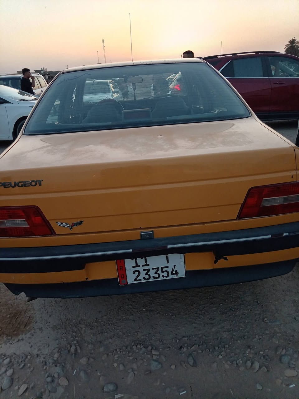سلام عليكم
بيجو 405 كير مكينه مكفولات تبريد ثلج تخم تاير رقم بغداد دولي سنويه ل29 مدييل ١٠ هيئه وغرامه مصفره بيه طخه بس بدوسه تحويل ثاني يوم مكاني كوت او مراوس حسب القناعه  سعر   ٢٥ وبيه مجال قليل ***********
