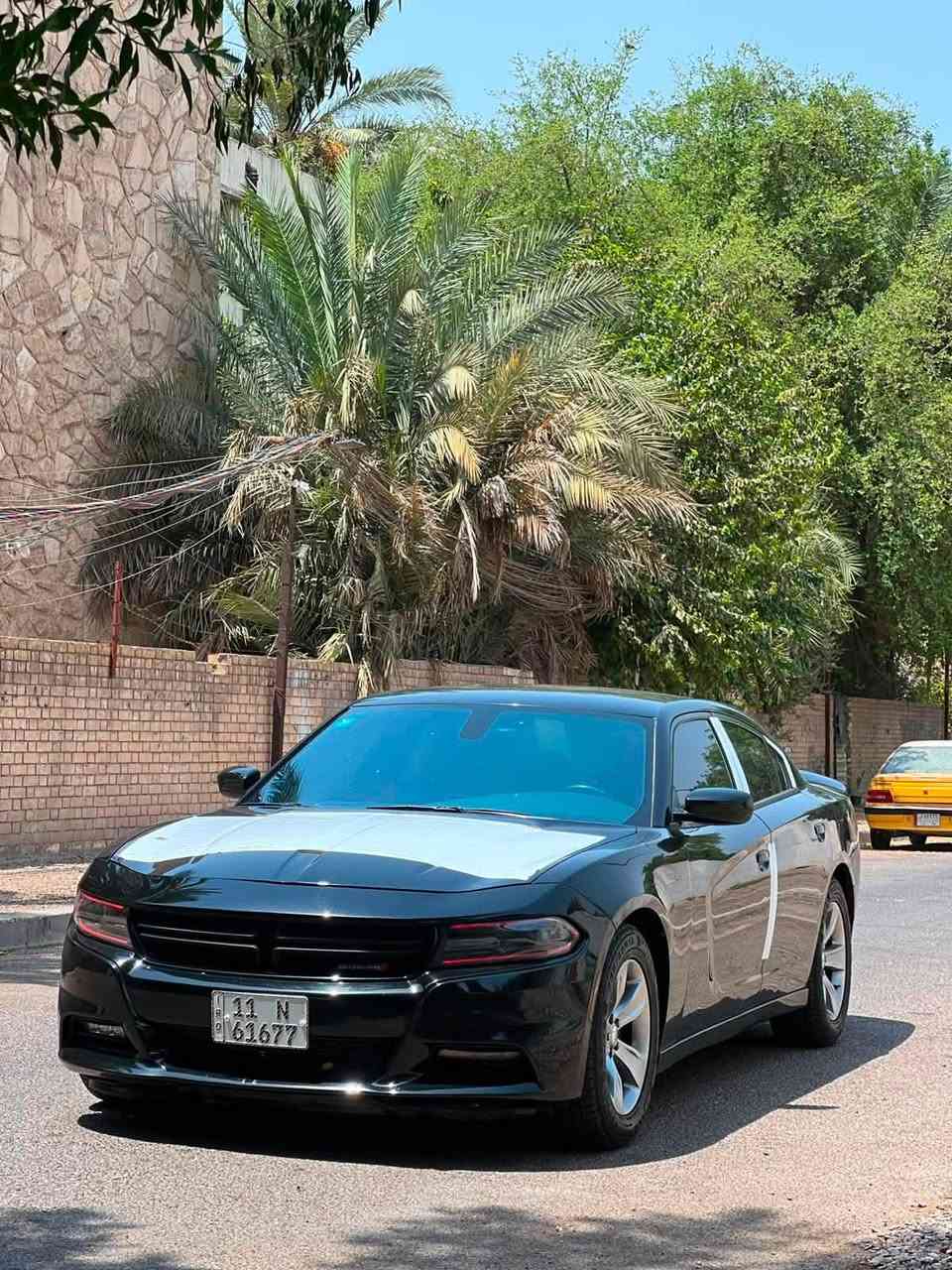 السلام عليكم 
جارجر جديد وبعدها بحالة الوكاله
جارجر 2015 sxt رقم بغداد
تحويل مباشر 
وارد خليجي كفاله بدون صبغ 
بيه تحكيل كارت بالجاملغ الخلفي بالداير فقط
ماشيه 93 الف Km 
تشغيل عن بعد
بصمة ابواب وتشغيل 
محرك 3600 V6
كير رياضي 8 نمر
تو ويل 
لايت زنون هالوجين مع لد نهاري 
مري جانبيه تدفئه
شاشه كبيره تدعم نضام Uconnect
كشن السايق كهرباء مخمل 
كامرا خلفيه وحساسات 
نضام تثبيت سرعه 
فول تحكم استرين
كير ومحرك ممفتوحات بلاديات 
السياره جديده واحله من الصور 
جاهزه كير ومحرك وحداديه وتبريد
عنواني بغداد 
السعر 175 وبيه مجال 
متواجد واتساب ***********
