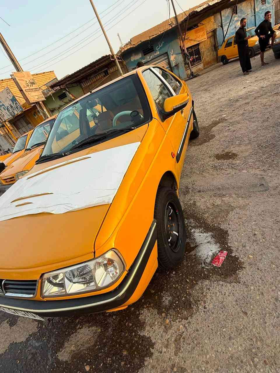 سلام عليكم بيجو 405 مديل 2015سياره جاهزه اي نقص ما بيها مكينه لا تنقيص ولا تبخير سنويه لل27راعيها بغداد جديده***********
