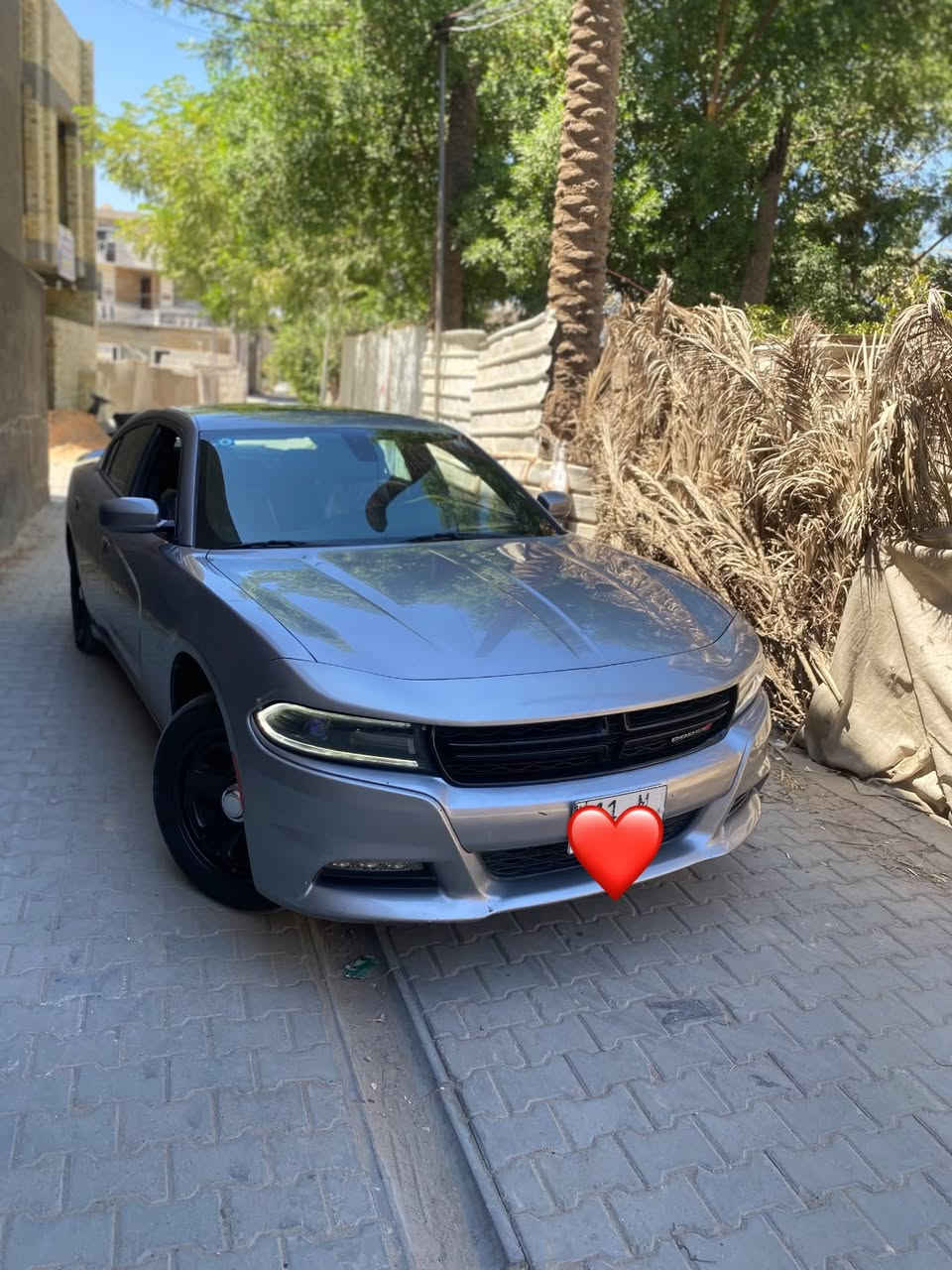 بسم الله الرحمن الرحيم ❤️ 

اللهم صل على محمد وال محمد ❤️

 ليدور طك كارتون وجديد هاذا 👌

الموديل 2015 👌

 بلاص SXT ❤️

سلام عليكم للبيع دوج جارجر سياره بحاله الوكاله تخم تاير صدر امامي خلفي كير محرك كارتون سياره مشايه ٨٨ الف ميل حقيقي شرط الفحص والسونار سياره كفاله عامه ماعدا صبغ دعاميه اماميه فقط كفاله عامه سبير منازل سياره من 2016 عدنه إلى هسه خير من الله لامشتغله خط ولا ابد سياره مال بيت فول مواصفات مكاني بغداد الكريعات اي ستفسار رقمي ***********
