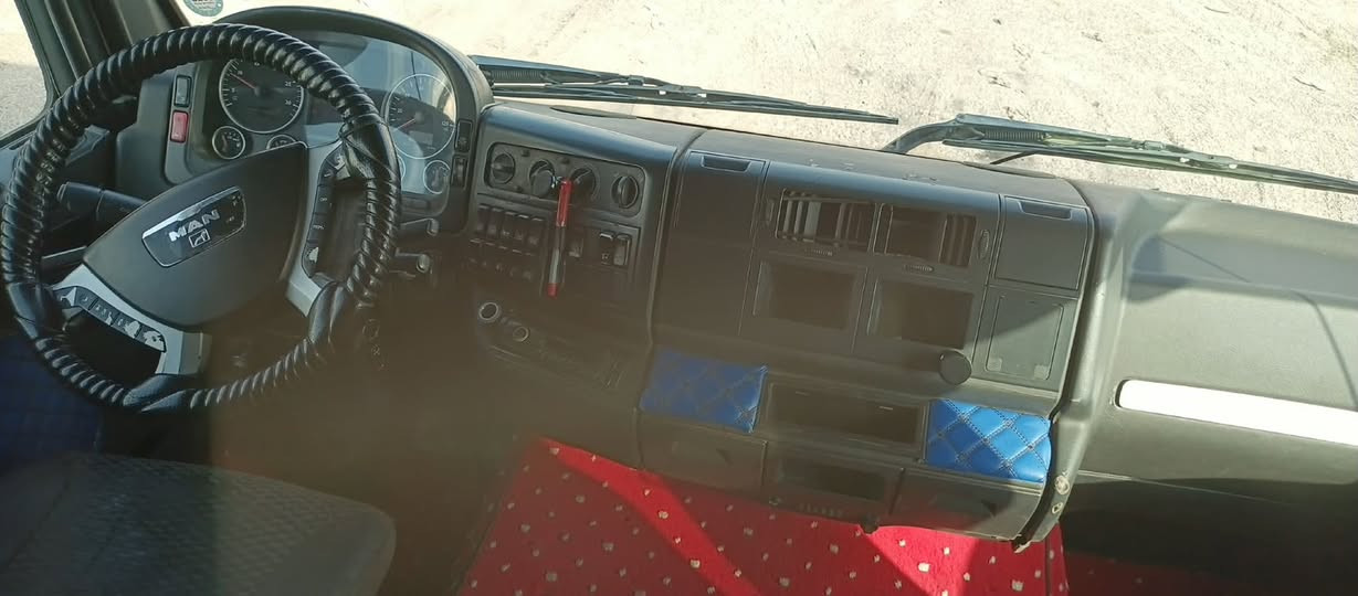 بەناوی خوای گەورە
مان مۆدیل ٢٠٠٧
گێڕ تۆماتیک ڕیتایدەر
مەکینە ٤٦٠ پەمپو نۆزل
سەنەوی تازەیە تا ٢٠٢٩
سەیارەکە هەتا بڵی جوانە مالی دۆستە
بۆدی ئەلمانی ڕبت لەسەری مەزبوتت 
یەک دینار مەسرەفی نیە یەکسەر بیخەرە ئیشەوە ژمارە مۆبایلی خاوەنی 
***********
