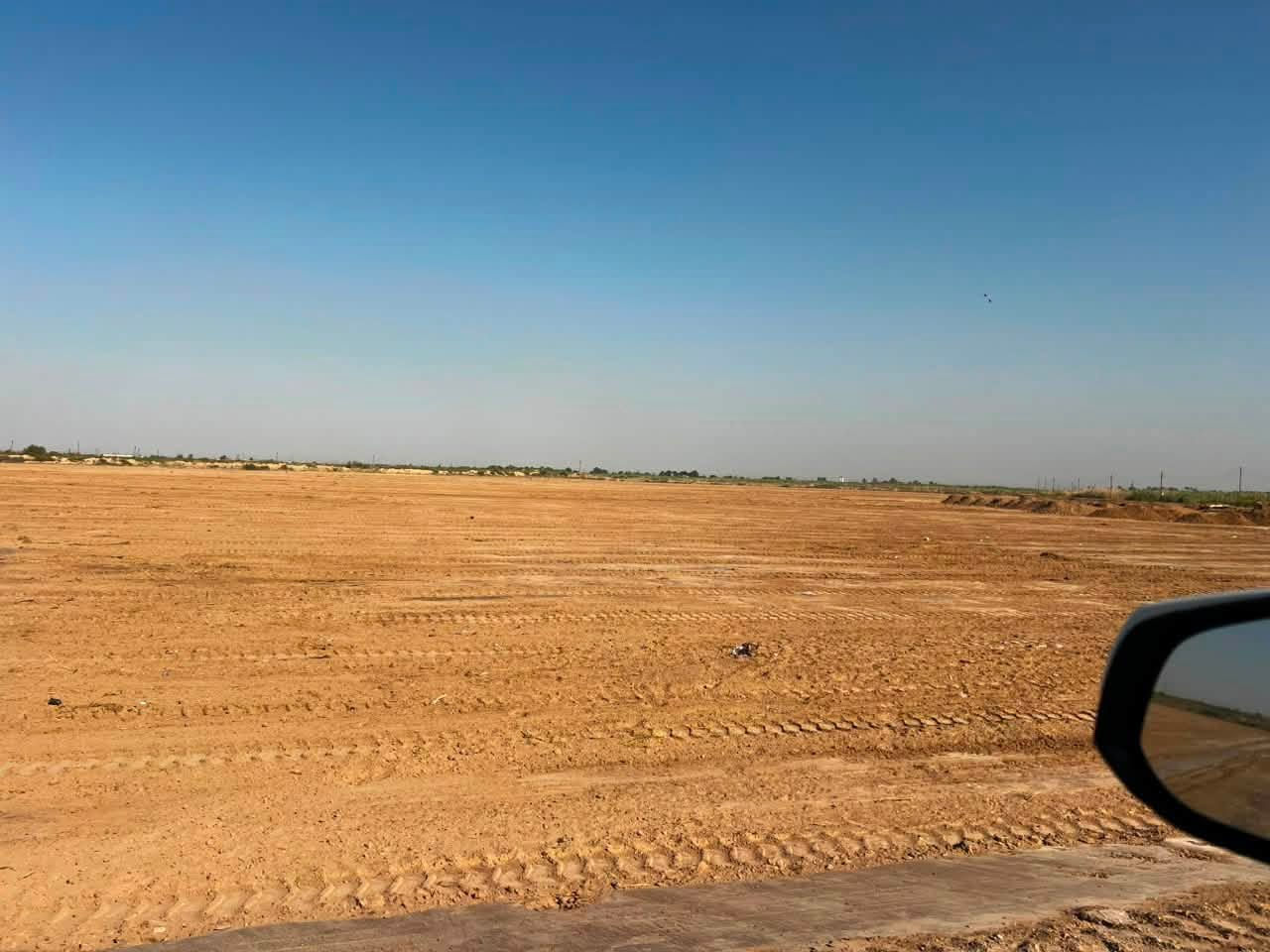 السلام عليكم للبيع 
(عقد زراعي )المساحة ٣٢ دونم في قضاء المدائن الواجهة تبليط و نهاية الارض مشروع أروائي المكان المدائن للاستفسار أكثر الاتصال على الرقم *********** 
***********
