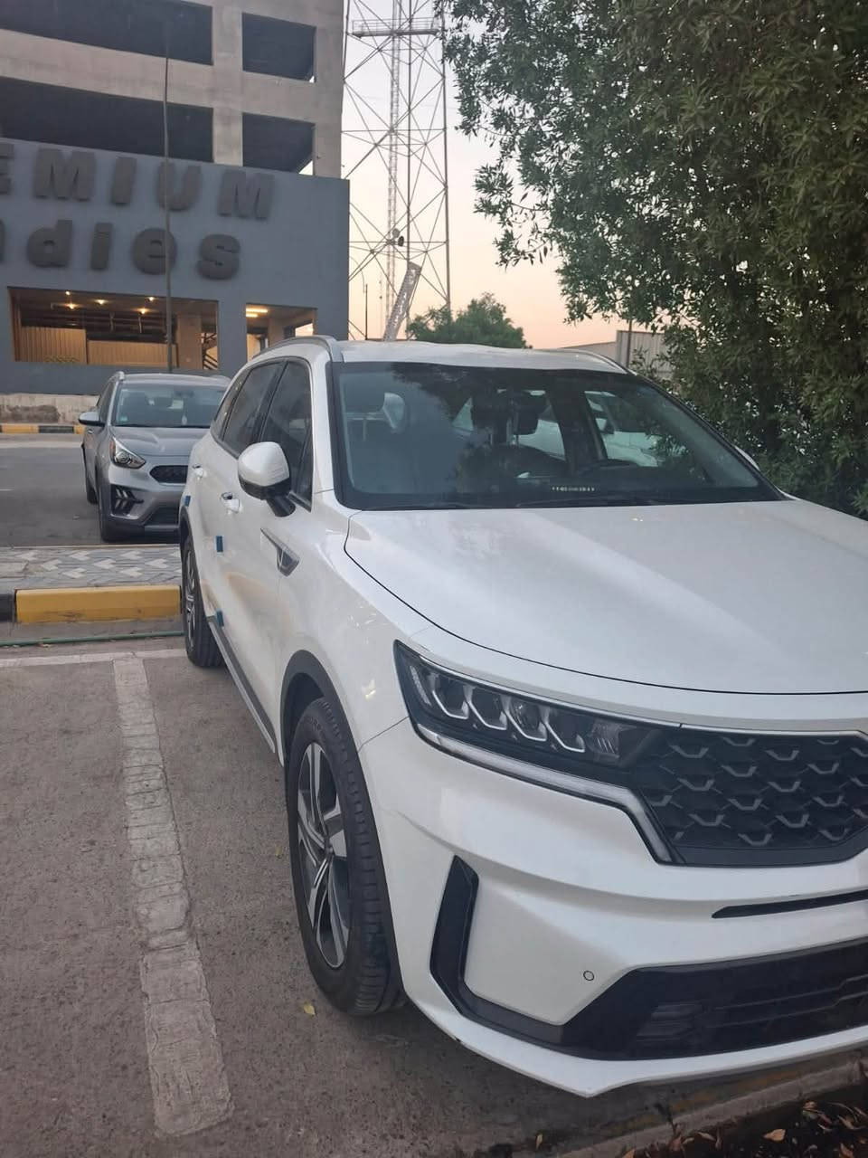 سورنتو ٢٠٢٣ • ٧ راكب • ماشيه ٥٠ الف