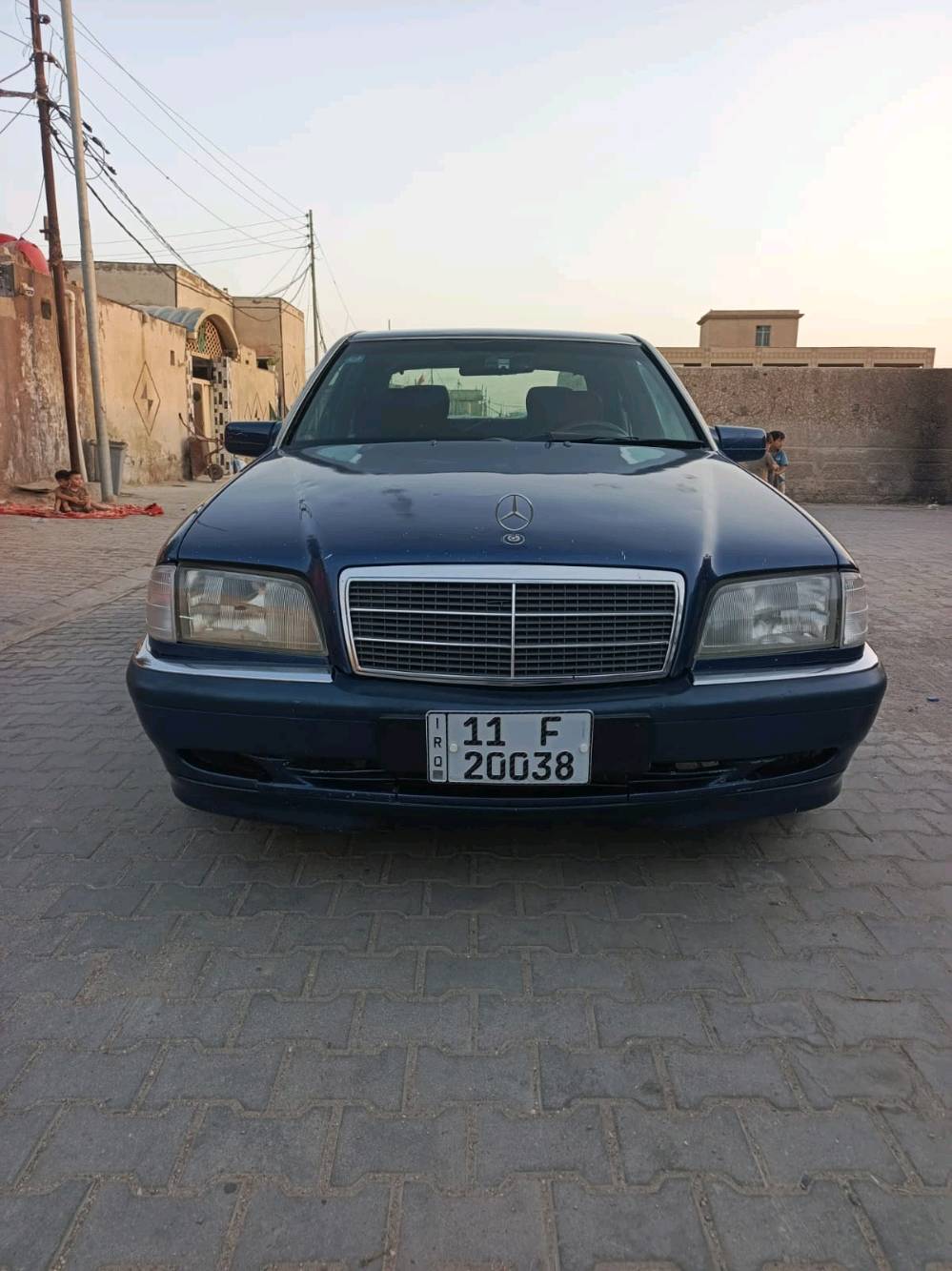 مارسدس سي موديل 1994 
مكينه 6 سلندر خراطيم 
كهربائيات شغاله
تبريد  كل منضومته جديده 
تخم تاير جديد 
راديتر واتربم ولف حماوه كله جديد   
كشنات كهرباء 
قواعد دبلات جديده بلاد
مصبوغه عام
داش كام تصوير امامي خلفي 
بأسمي رقم بغداد انكليزي  

سعر ٥٥ ورقه

حداديه يرادله ترتيب فقط 
هاي كل تفاصيله 
 كدامك 

المكان السماوه قضاء الرميثة 
***********