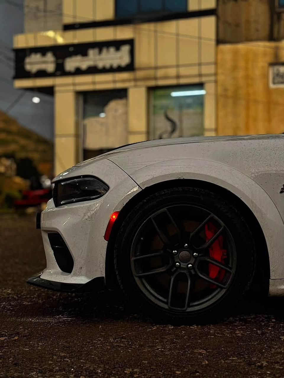 تشارجر سكات باك • V8 ٦.٤ • ممشا ٦٩ الف