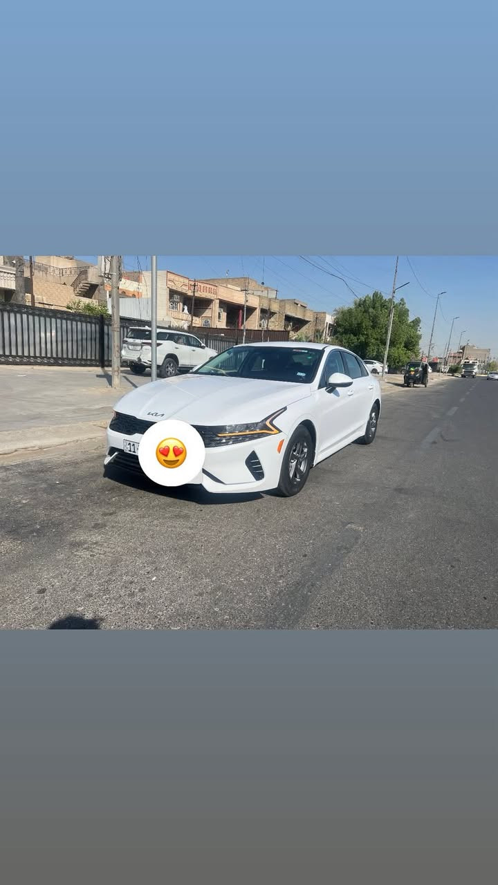 السلام عليكم. كي فايف 2023.   فول مواصفات عدا بنراما رقم بغداد  
وارد امريكي 
((السياره كلين بدون حادث تقرير موجود وصور موجوده  ))
مكفوله كفاله عامه
صدر جديد امامي خلفي 
تخم تاير 
السياره راقيه جدا 
السياره نضيفه جدا تبريد ثلج خير من لله  
موصفات
لد نهاري
كامره امامي 
كامره خلفي 
رادار امامي خلفي 
حساس مري 
توقف ذاتي 
تشغيل عن بعد 
مثبت سرعه 
تبريد المس
شاشه كاربلي
خمس انضمه قياده
بصمه تشغيل 
دخول ذكي
تفتح جنطه عند الاقتراب
رادار ٥ جهات 
محرك ١٦٠٠ تيربو  محسن او عادي بكيفك مدك دوانز 
بيهه هوايه بعد مواصفات رقم هاتف 📞  العنوان حي اور ***********
