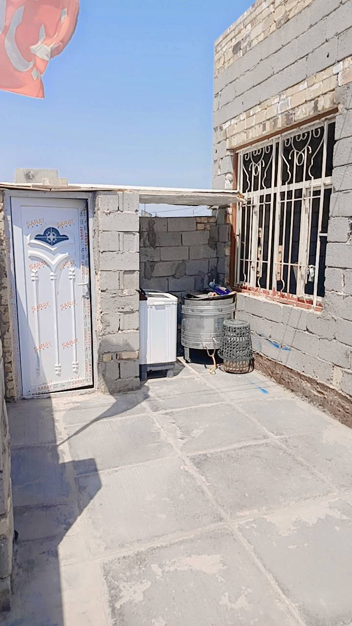 سلام عليكم بيت للبيع يحتوي علا 3غرف نوم وصاله اوبراني مساحت البيت 350 متر مبني 200باقي 150 البنيان طابوك وبلوك درجه اوله بلوك العفلوكي بنيان جديد البيت فقط البراني ماكمله عوزها لبخ اورضيه البيت كله كامل من جوه ادخل خاص دزلك صور
مكان البيت طريق سنيه وره معمل الكاشي مقابيل المدرسه يم مجمع الصادق صاير اب صف المجمع
السعر 30
***********
سند 25بسمي دورلك بسمك
سلام عليكم بيت للبيع يحتوي علا 3غرف نوم وصاله اوبراني مساحت البيت 350 متر مبني 200باقي 150 البنيان طابوك وبلوك درجه اوله بلوك العفلوكي بنيان جديد البيت فقط البراني ماكمله عوزها لبخ اورضيه البيت كله كامل من جوه 
مكلف بل نشر تصل

