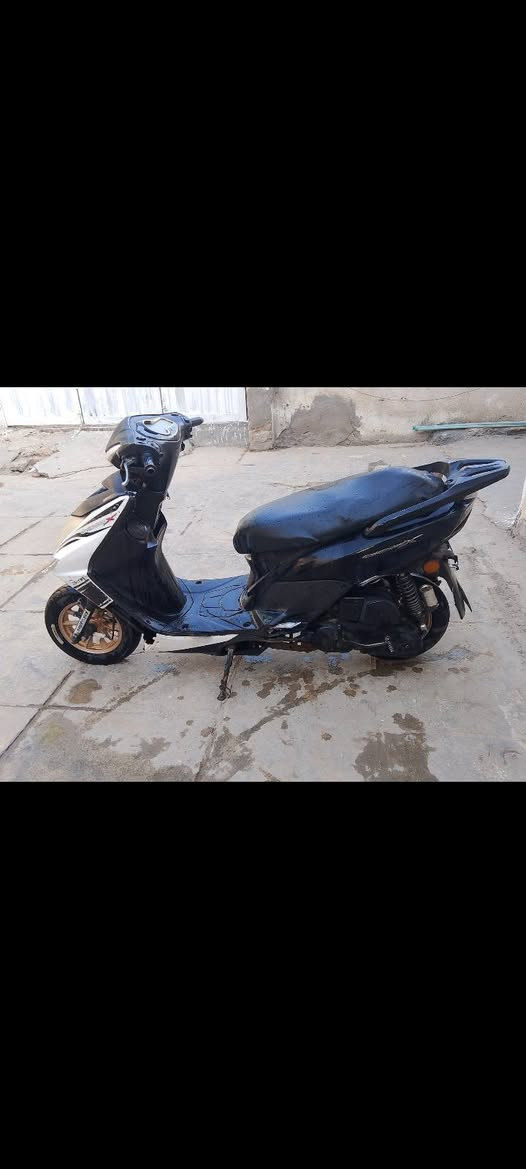 دراجه سكنس للبيع 125
دراجه سكنس للبيع الدراجه كايمه والهندر 
ابيعهه كوم حديد مكاني كربلاء 
رقم : *********** فقط واتساب خط مغلق
