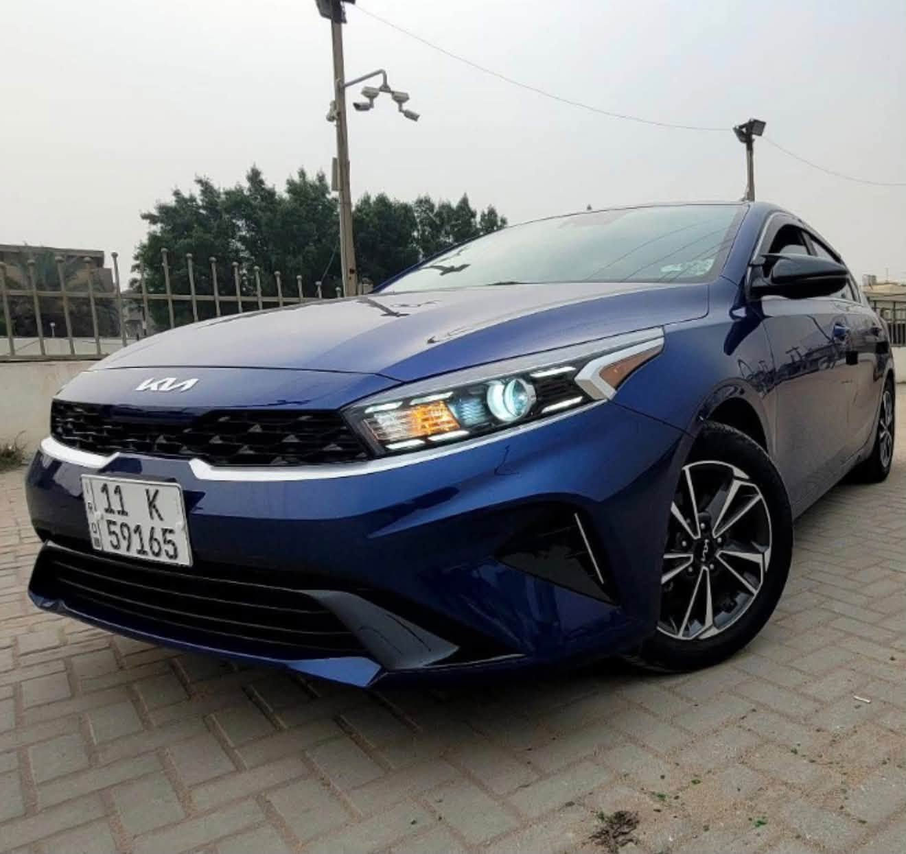 سلام عليكم كيا فورتي موديل 23 لبيع ماشيه 52
سياره رقمهه بغداد بسمي حادثهه موجود بل صور 
معروضه 148 وبيهه مجال كير مكينه مكفولات وسياره مابيهه بس لحادث الموضح بصوره وهذا رقمي بي وتساب ***********

نص مكتوب في الصور:
- 3KPF34AD6PE664847