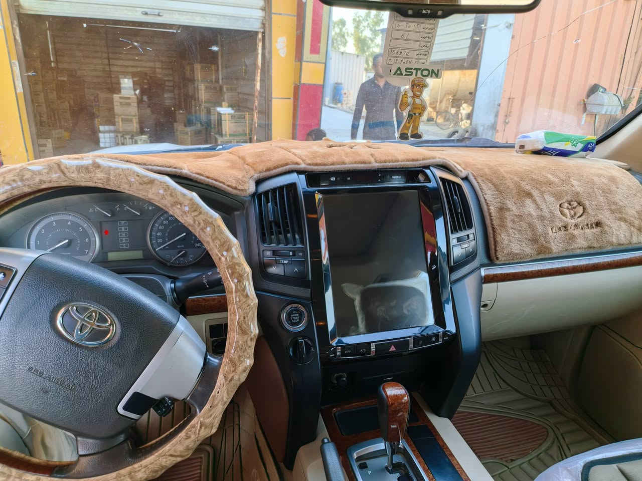 السلام عليكم... لاندكروز GXR 2015,, محرك V8 4600  رقم بغداد.. العداد 198،000كم.. السيارة مكفولة فقط اصبع بارد بالجاملغ الأمامي موضح بالسونار.. والسيارة مزودة بمنضومة غاز حكومي...
السلام عليكم... لاندكروز GXR 2015,, محرك V8 4600  رقم بغداد.. العداد 198،000كم.. السيارة مكفولة فقط اصبع بارد بالجاملغ الأمامي موضح بالسونار.. والسيارة مزودة بمنضومة غاز حكومي...

السعر 3 دفاتر و65 ورقة
للإستفسار ***********
