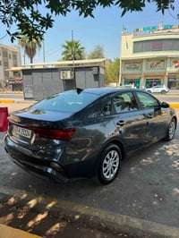 فورتي 2024 بدون صبغ بيه صفحه صدركلير فقط  ماشيه 48 مكان سياره  الكاظمي...