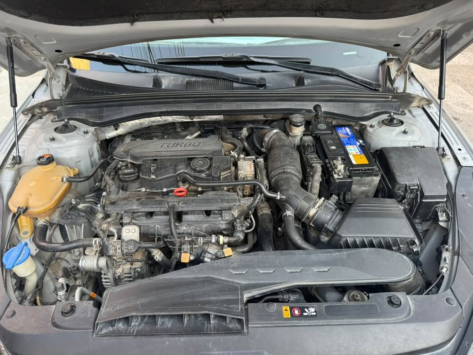 Kia k5 
Gt line 
2022
مواصفات gt line
تدفئة كشنات 
كراسي جلد
انارة محيطية 
كامرة حوادث
شحن لاسلكي 
قيادة ذاتية 
ماشية 56 مل 
بغداد حي الجهاد

.
.
حادث قطعة وحدة بنيد 

السعر 155 $

رقم ‭+964 781 172 0738‬

