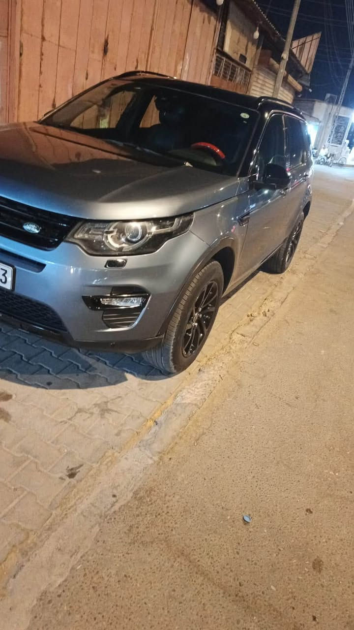 رانج روفر 2018 سياره كفاله   ماعده البنيد فقط فقط بس صبغ سياره كفاله عامه  تخم تاير حداديه كير مكينه اربعه سندر  2000  وخمسميه سوبر   ماشيه تسعه وستين الف  مكان سياره بصره سعر 125 بيه مجال بسيط
***********
