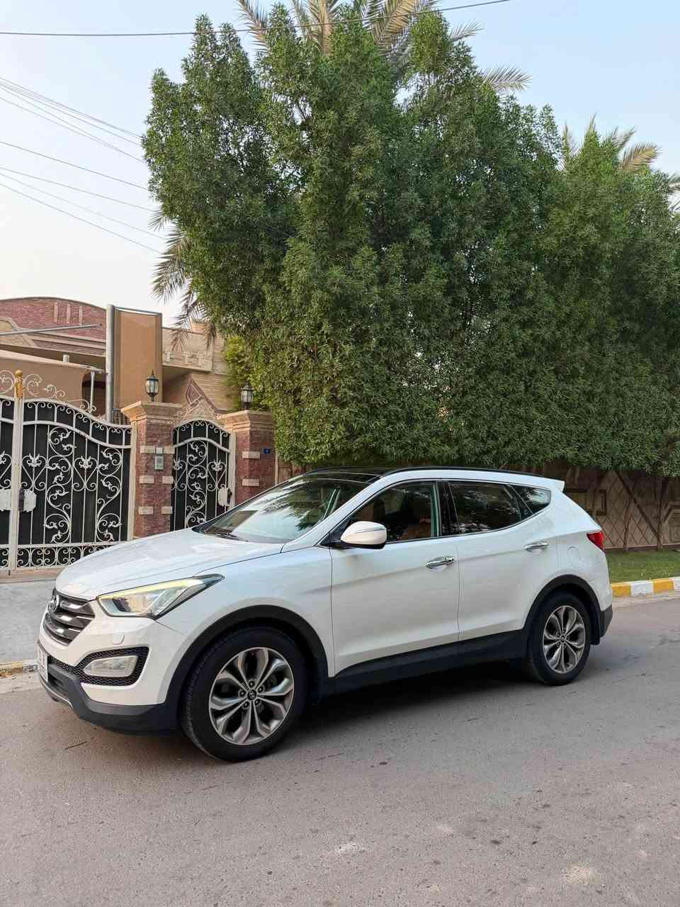 السلام عليكم سنتافيا ٢٠١٤ فول Vlp رقم بغداد الجديد ب اسمي تحويل مباشر بدون صبغ فقط بارد محرك وكير شرط 
💣بصمه تشغيل 
💣 بصمه ابواب 
💣 بنراما 
💣 سايد بريك بصمه 
💣 كشن كهرباء 
💣 كشن تدفى
💣 7 ركب 
💣ثلاث قطع تبريد 
💣 فول تحكم استيرن 
💣شاشه جبيره وكامره 
💣بك لايت لد 
💣 اوتو هولد 
💣 وباقي المواصفات الاعتاديه السعر ١٦٣ وبيه مجال حك جيتك مكان السياره الاعظميه ترهم مراوس *********** بغداد, العراق
