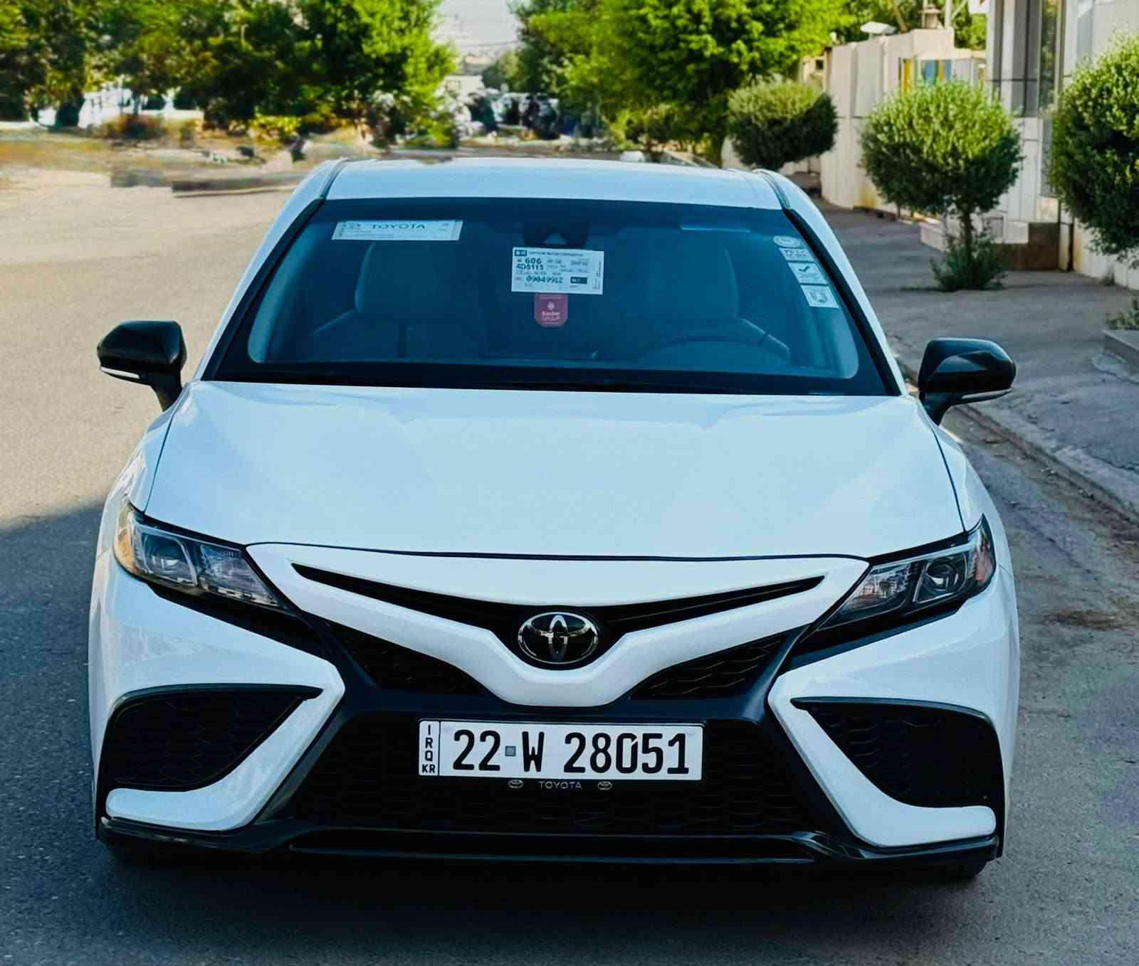 تويوتا كامري موديل 2023 SE
رقم موبايل :***********  
رقم موبايل  :***********
واحد باب  سايق  صبغ 
بدون دواخل سيارة جديد 
بجم كبس و خلفي كبس
سعر :    196  شويه بيها مجال
رقم سيارة اربيل
رقم و هه زه و براد سنوي كل جديد
نيظام سرعة ئيكو نورمال سبورت
سيارة بأسمي شرط تحويل 
محرك و كير مامفتوح شرط
مواصفات SE 
 رادارو كشن جلد وشاشة وكاميرا فوليوم و بلاجكتور ولايت زينون وتحديد سرعةو بلاجكتورو Ecoو شفت بأستيرن
عنوان  سيارة  اربيل
،،،،،،،،،،،،،،،،——،،،،،،،،،،،،،،،،،،
تويوتا كامري موديل 2023 SE 
يه ك ده رگاي  سايه ق  بؤياغه 
 ناوه وه ي نه گرتووه
پيش و پشتي كه پسه
سئ مؤدي ليخوريني هه يه 
سعري :   196    وه ره قه يه
رقم  هه ولير
رقم و سنوي هه موتازييه تا 2030
مكينه و گير نه كرايته وه  به شه رت
مواصفات SE 
 رادارو خه تي جاده و كوشن جلدوشاشه وكاميراولايت زينون و گير له سوكان و فوليوم تحديد سرعة و نيزام Ecoو بلاجكتورو
تحويل و غرامه وبه ناوكردن به شرت
شوين له هەولير
رقم  موبايل :***********  
رقم موبايل :***********

نص مكتوب في الصور:
- 4t1G11AKXPU824507