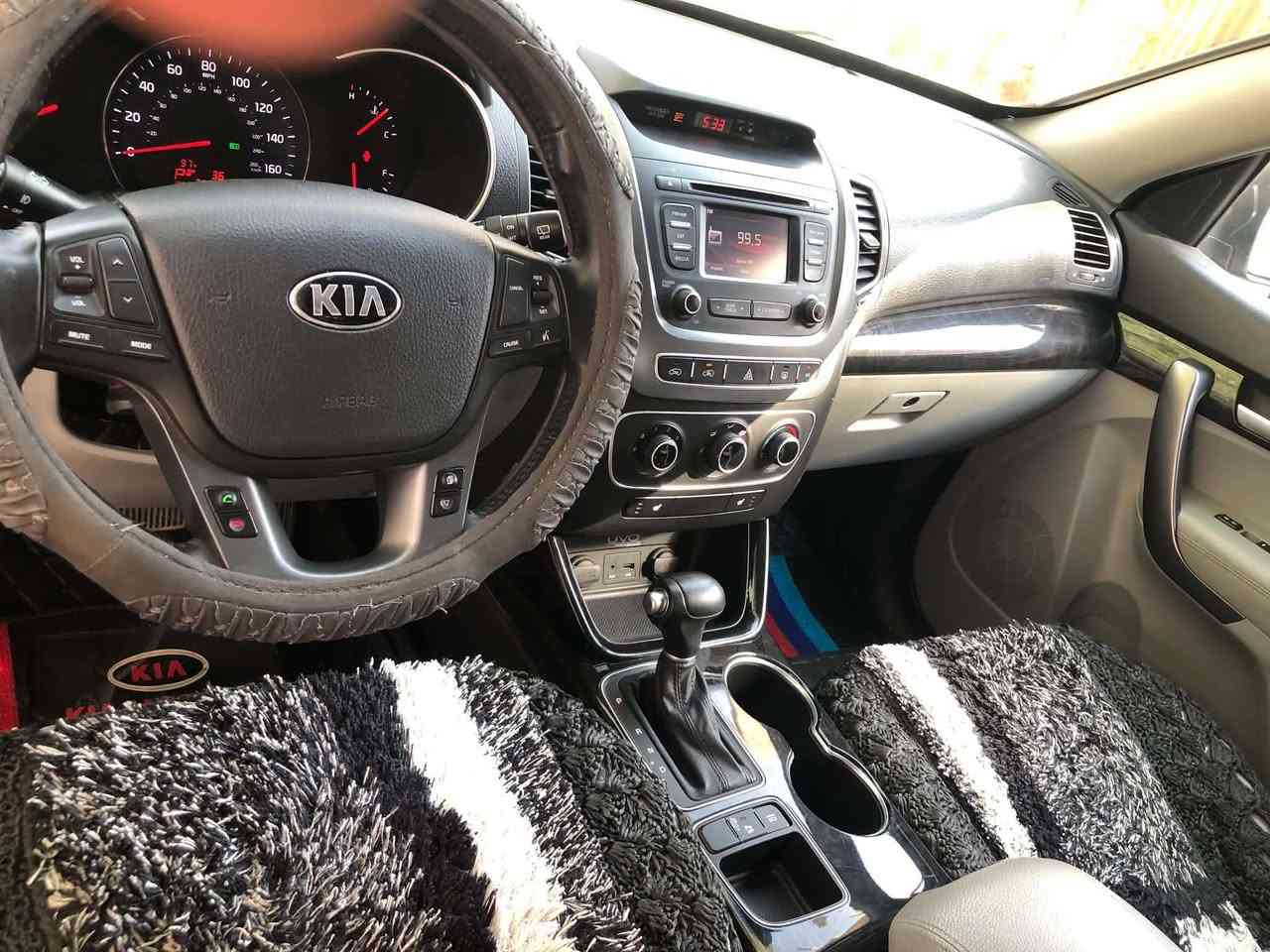 موديل ٢٠١٤ امريكي
ماشيه 20الف ميل
محرك ٤  أمريكي
بدون صبغ
تاير الشركه عليها
مكانها موصل أيسر
بس بيها بارد شي قليل على مكانتين  شبر بشر
اي استفسار؛؛ مسنجر؛؛ 
     او
عرقم ***********
