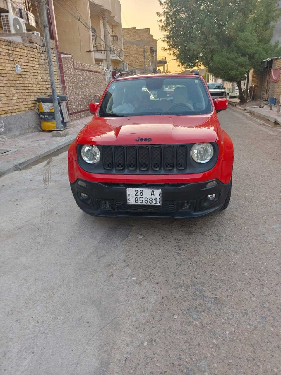 جيب رينيجيد (Jeep Renegade) موديل 2018 للبيع أو مراوس
الموديل: 2018
​السنوية: باسمي (التحويل مباشر)
​الرقم: نجف 
​السعر: 90 ورقة ($90,000) وبيها مجال 
صور الحادث موجوده التواصل واتساب او تصل
*********** مكان السياره واسط الكوت
