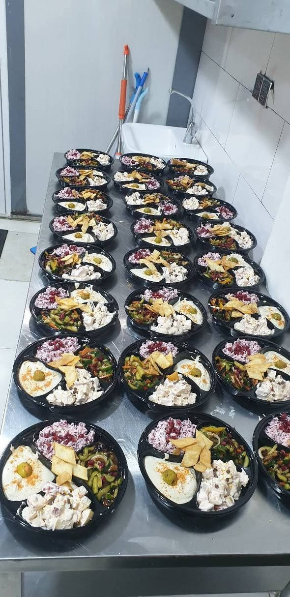 شيف مقبلات متفرغ وشغلي حسب الطلب.😊 سكني كربلاء واشتغل باقي المحافظات حسب الاتفاق 
للتواصل ***********
