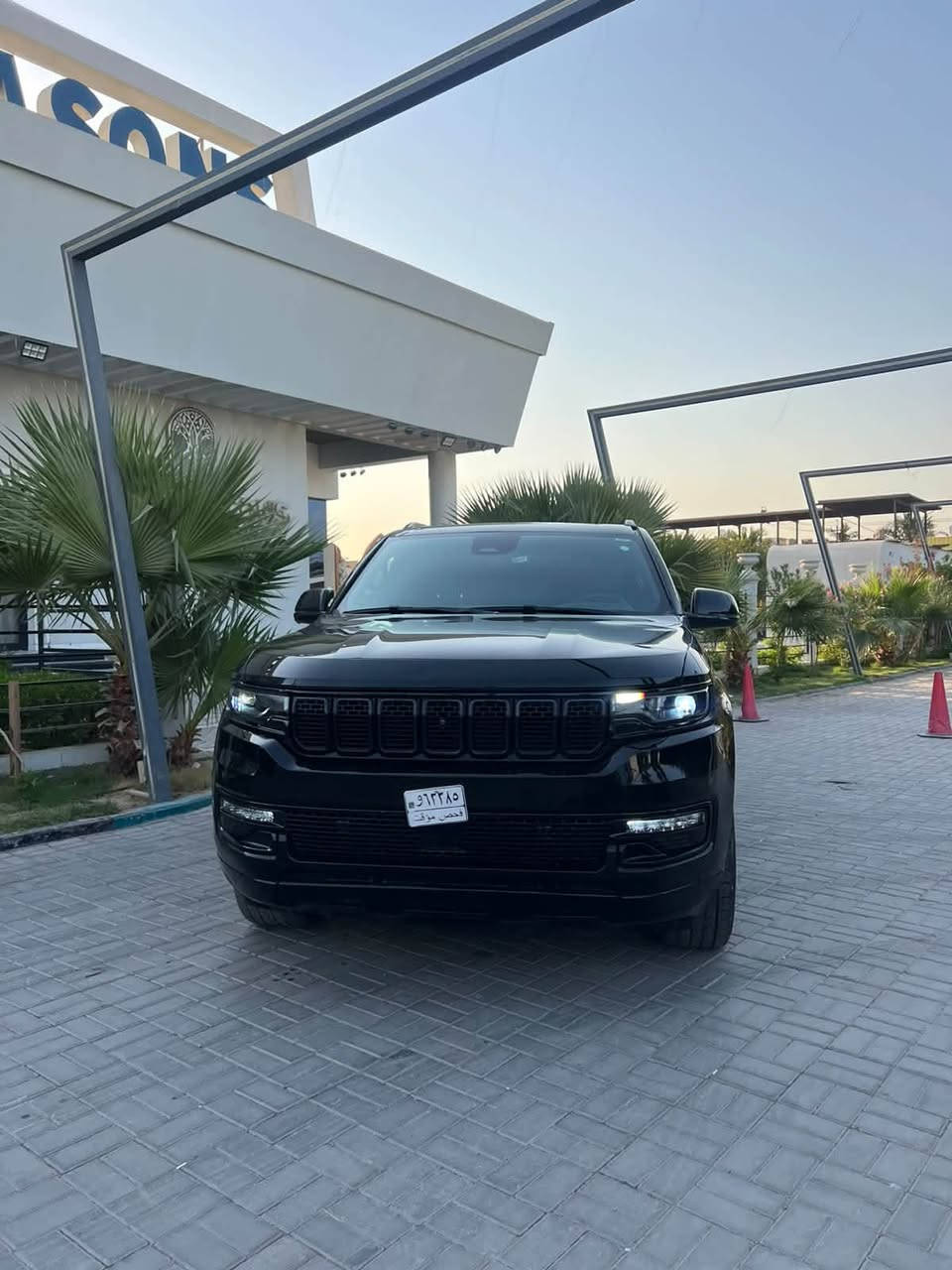 من رخصة الأدمن
السلام عليكم 2024 JEEP WAGONEER, SERIES II
فوول مواصفات .. حادثها مرفق مع الصور 
تصليح درجة أولى ع إيدي  
السيارة جاهزه بدون اي نقص..
مرقم شهداء بابل .. 
السعر المطلوب 290 $ وبيها مجال بعد المعاينة 
مكان السيارة بابل..
بقية التفاصيل الاتصال فقط لطفا ***********
