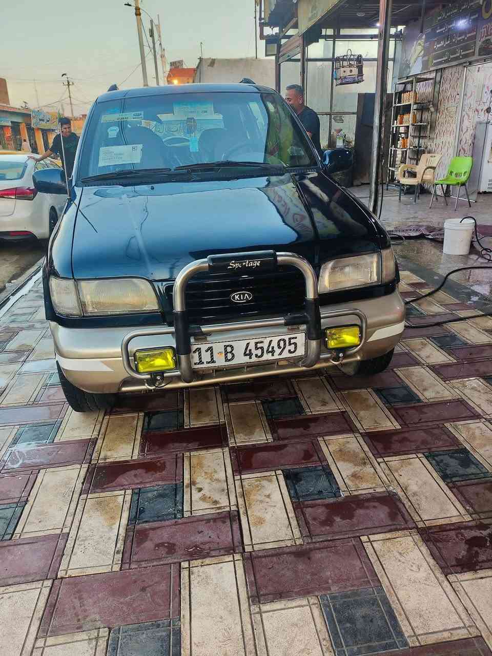 سبورتج 1997
محرك 2000 مسكر 
رقم بغداد دولي بأسمي 
السعر 45 
***********
