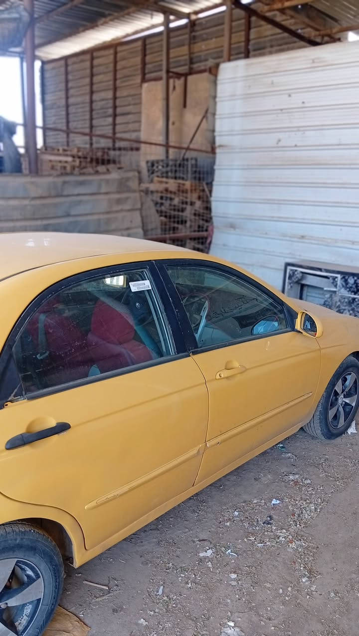 سلام عليكم سياره سبكتره للبيع موديل 2009 سعر خاص اتصال عله رقم ***********
