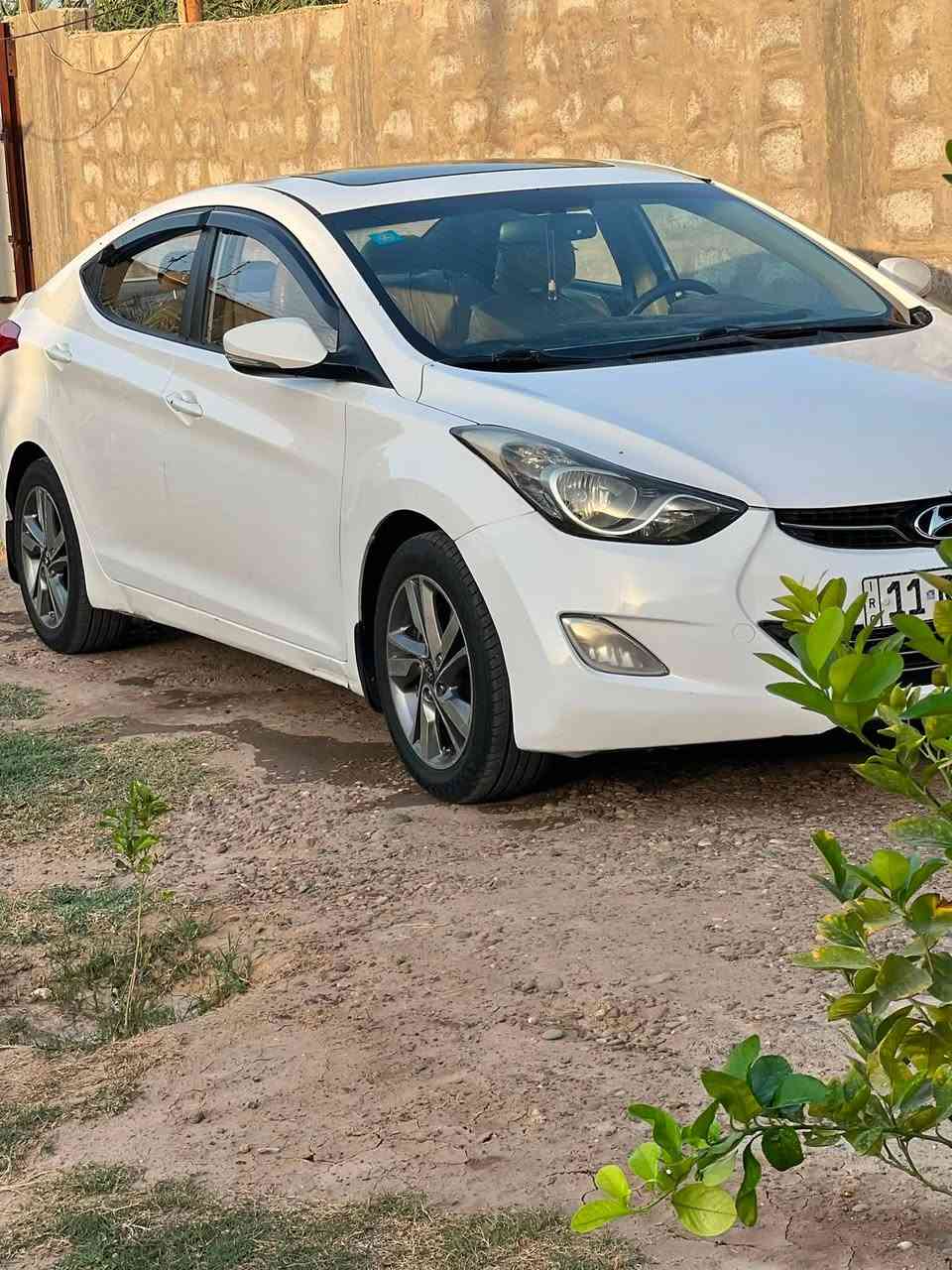 السلام عليكم
هيونداي النترا 2012 Gls
خليجي 1800 دوش
بدون ضربه ملاحظات بسيطة
رقم بغداد تحويل ثاني يوم باسمي
فتحه بصمه تحكمات ستيرن حساسات خلفيه 
شاشة كامرة تبريد خير من الله
تخم تاير الارضيه مغلفه

السعر 117 وبيها مجال
استفسار
واتساب ***********
***********
