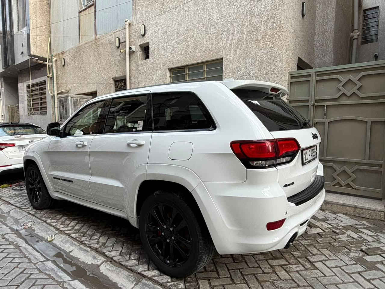 جيب بلاك توب • ٢٠١٨ • SRT
