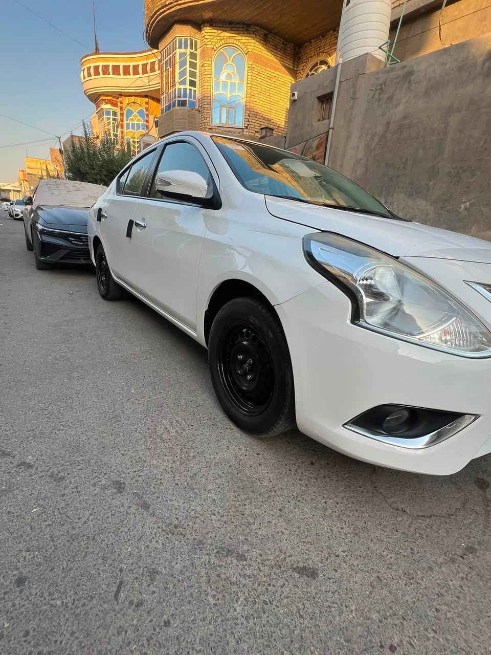 نيسان سني مديل ٢٣
مكينه كير خير من الله 
تبريد ثلج😮‍💨
باتري جديد
اربيل وكاله او تحويل شركه معروفه 
حداديه. جديده
تخم تاير تو شاده
علمن سياره بيها ٤قطع صبغ 
السعر ٨٨ بيها مجال بسيط 
عنوان بصره زبير 
***********
