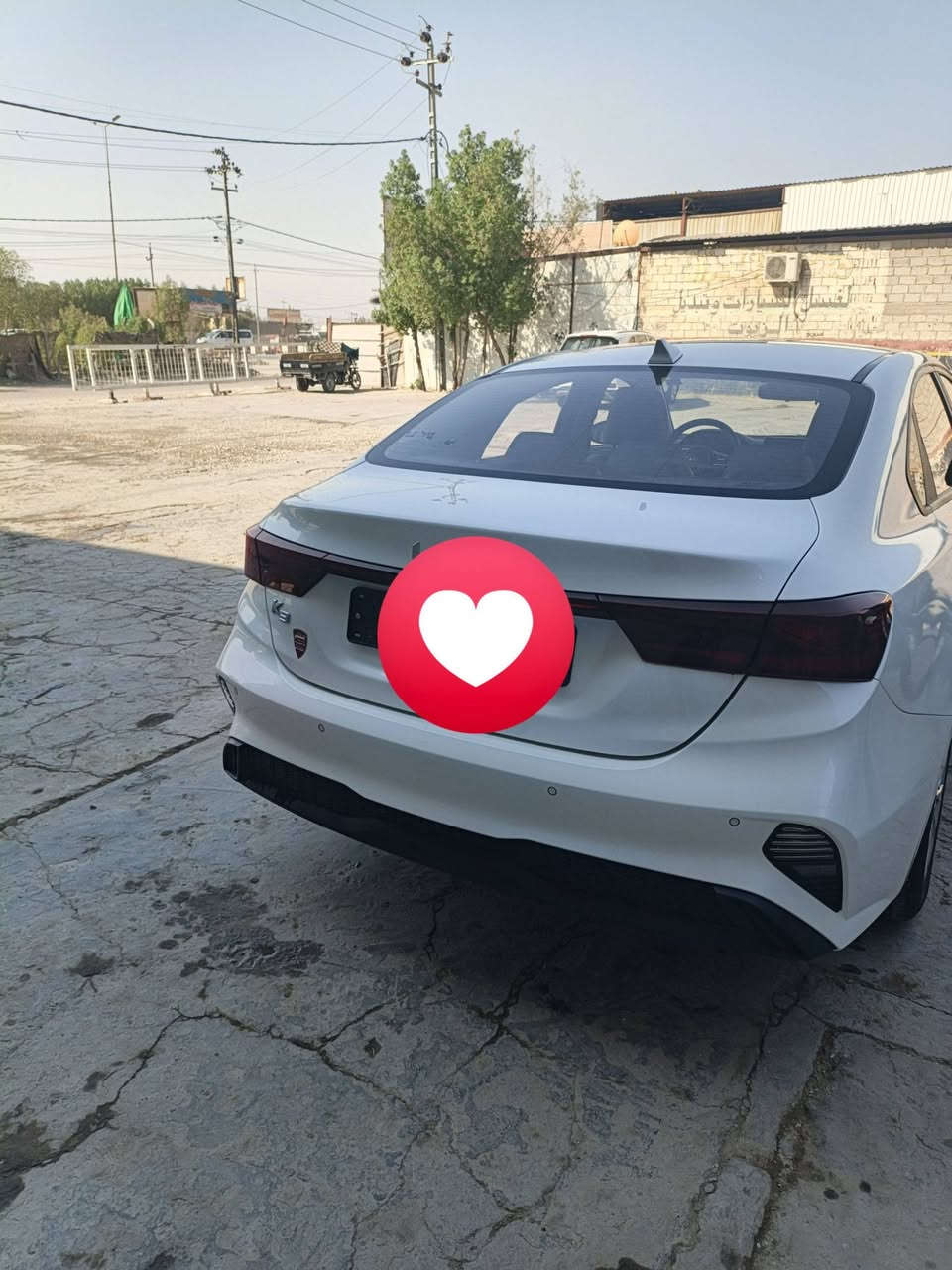 سلام عليكم سياره k3للبيع كفاله عامه ماشيه 30الف ***********
