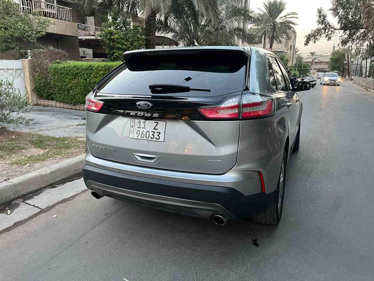 ايدج تيتانيوم • ٢٠٢٤ • بدون صبغ