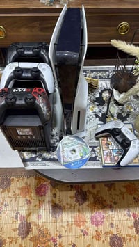 Ps5 امريكي يدات 4 بيس21 محدث 25 والحساب ويا ابيعه بي فيفا 25 و تكن وسب...