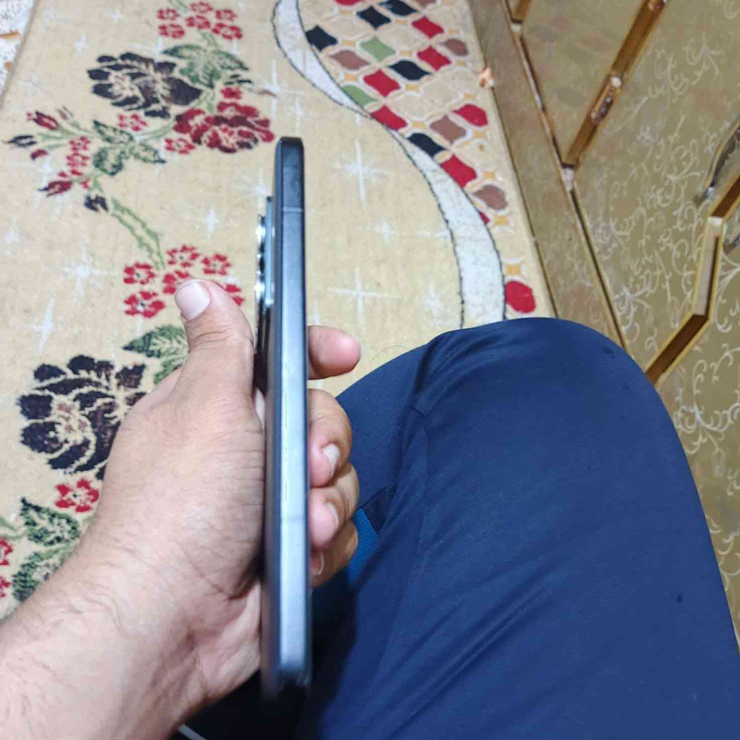 السلام عليكم شاومي 14 تي برو 512 كامل ملحقات من دون كارتون شاحنتة الاصلية 120w بطارية 90 الجهاز بحالة ممتازة مابي شخط او شي وشرط الفحص مكفول كفالة عامة مكاني نجف تجي تاخذه من باب البيت سعرة 550 

تواصل واتساب ***********
