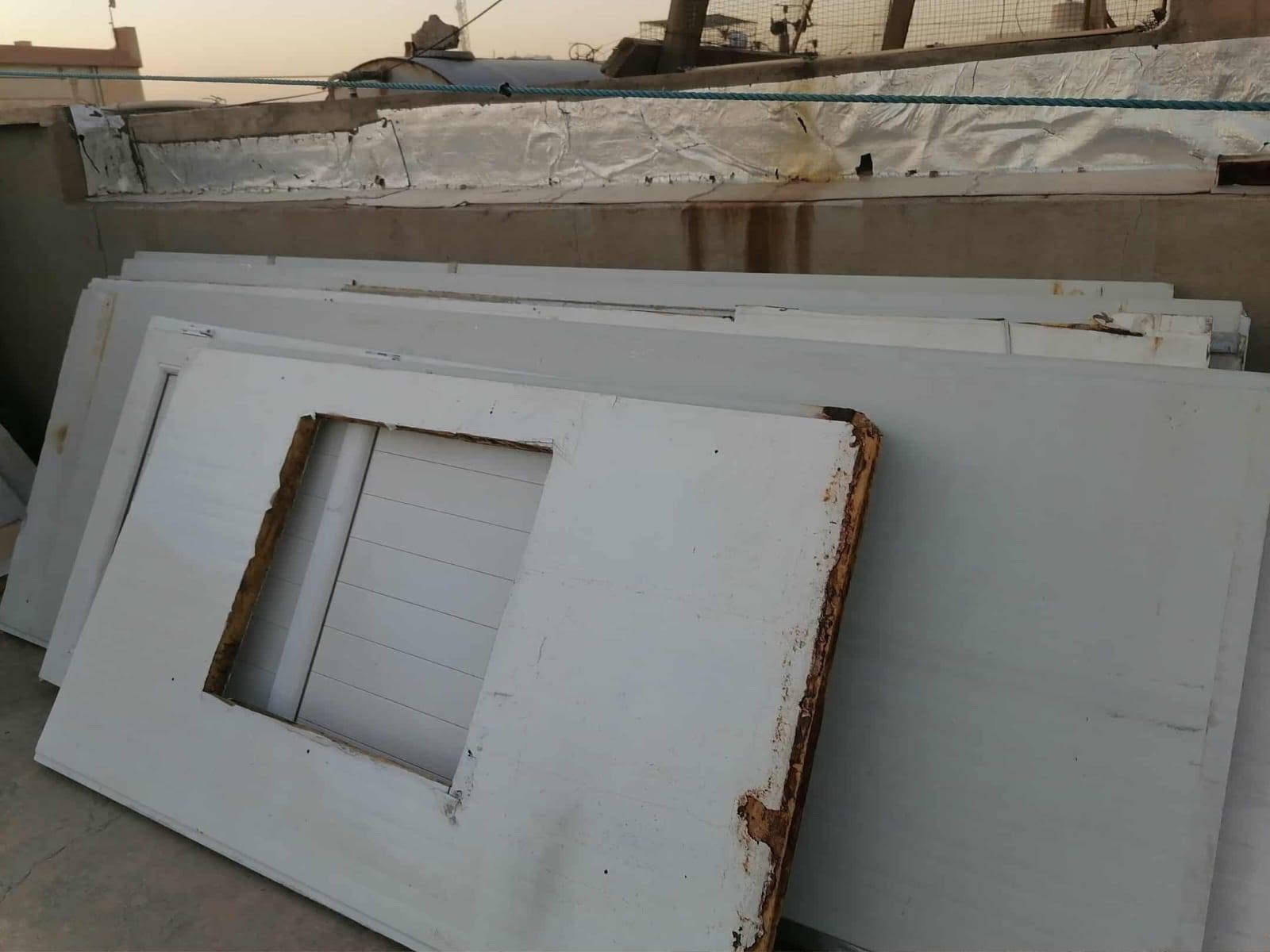 ديكور منزلي • بدون تفاصيل