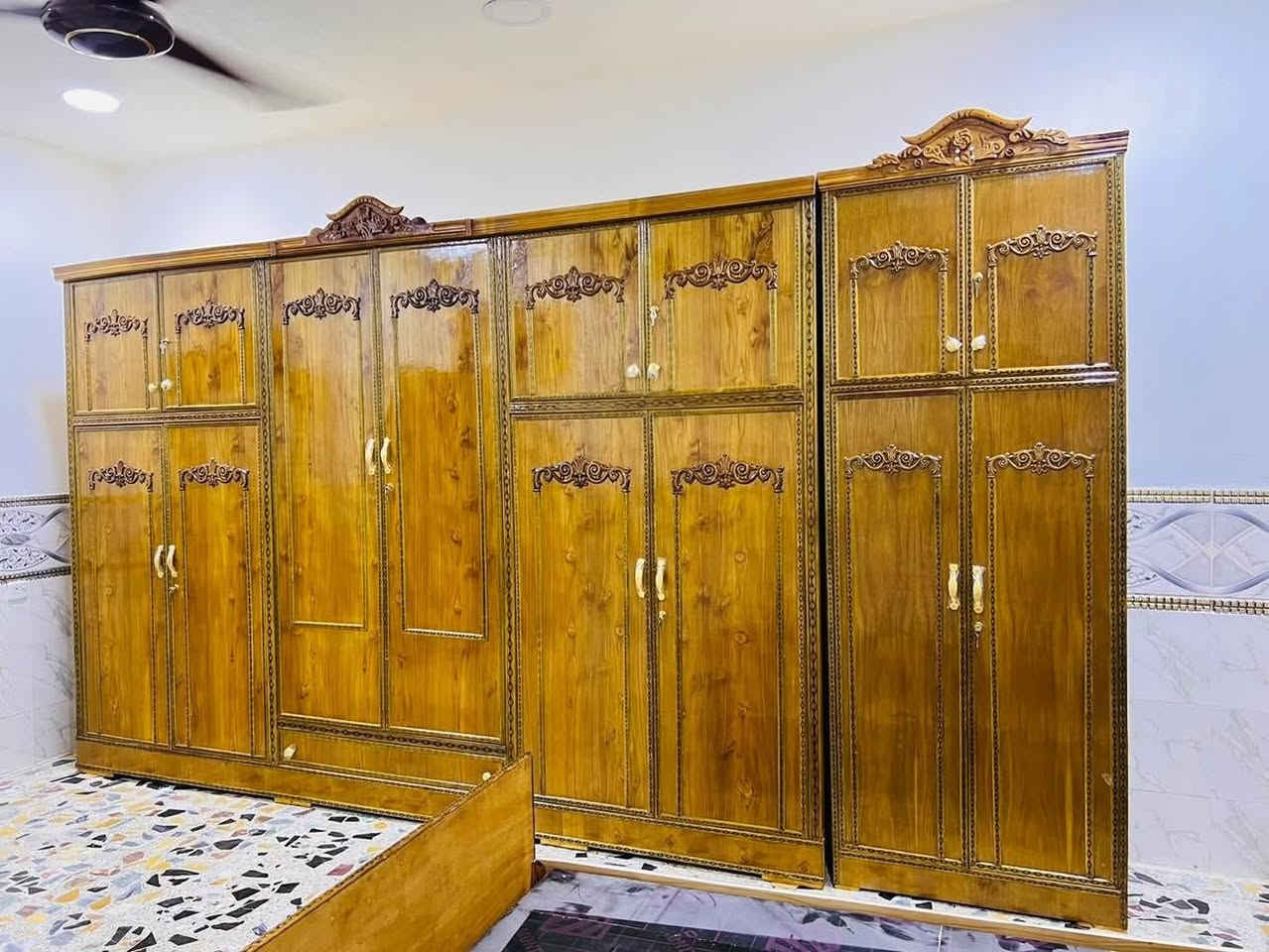 غرفه ام ال سته باب صاج عراقي السعر ٨٠٠ للاستفسار خاص او تساب ***********
