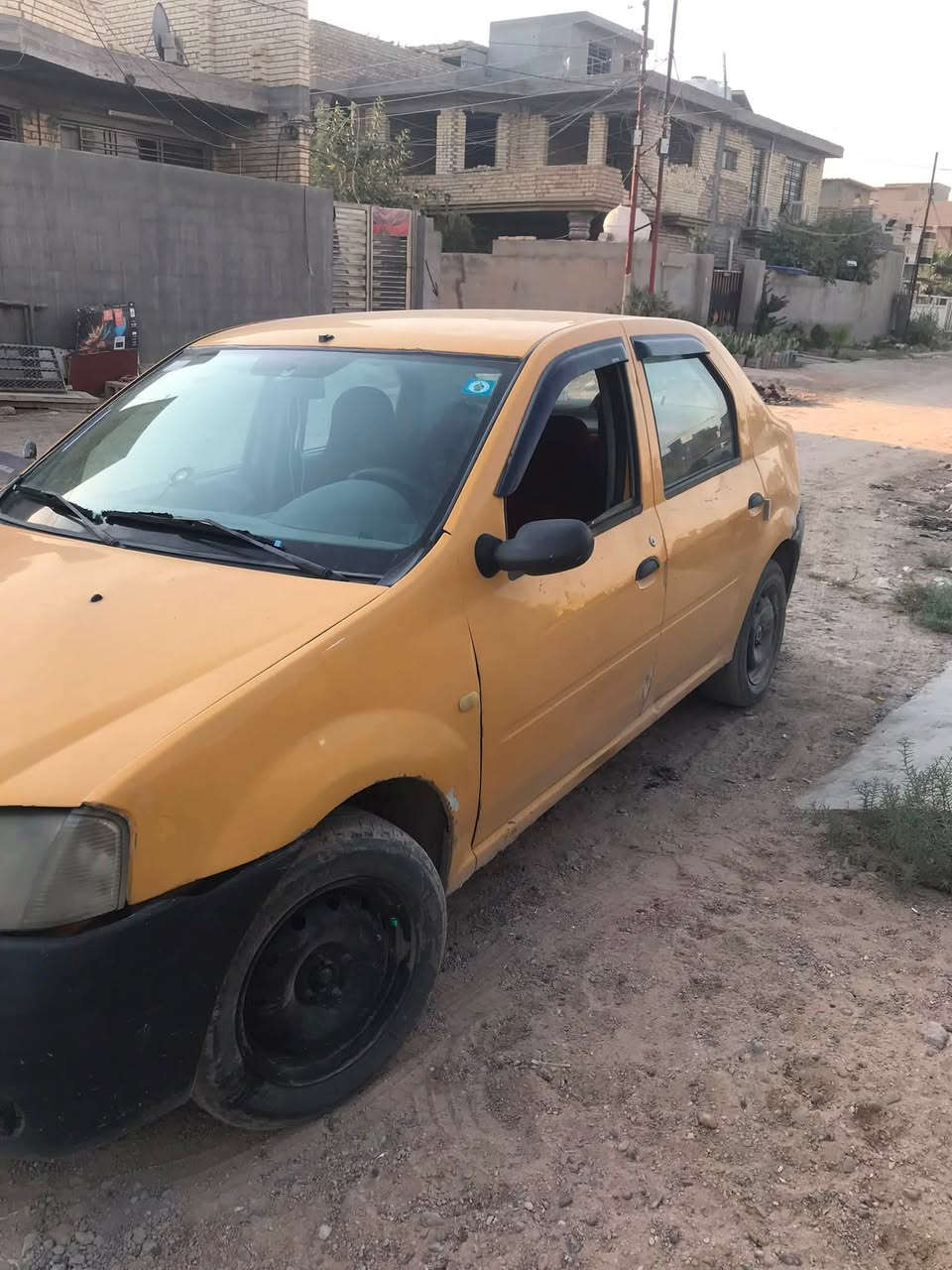 رينو لوكان 2009 نقصها فقط الفريز مال تبريد و مكنه مال جامه السايق ولباقي كله جاهز باتري مكينه كير تاير نصبتها حلوه رقم بغداد انكليزي رجاىاً الي يشتري راعيها يريد تحويل سنويه جاهزه لنهايه 2027 العنوان بغداد سريع الغزاليه مقابيل  جوهره عدنان اخوان عليها غرامات تنزل من سعرها تاخذ صافي السعر ٢٨ وبيكم خير وتدلون 
رقم هاتف *********** اثير 
رقم الهاتف ***********اسيا
