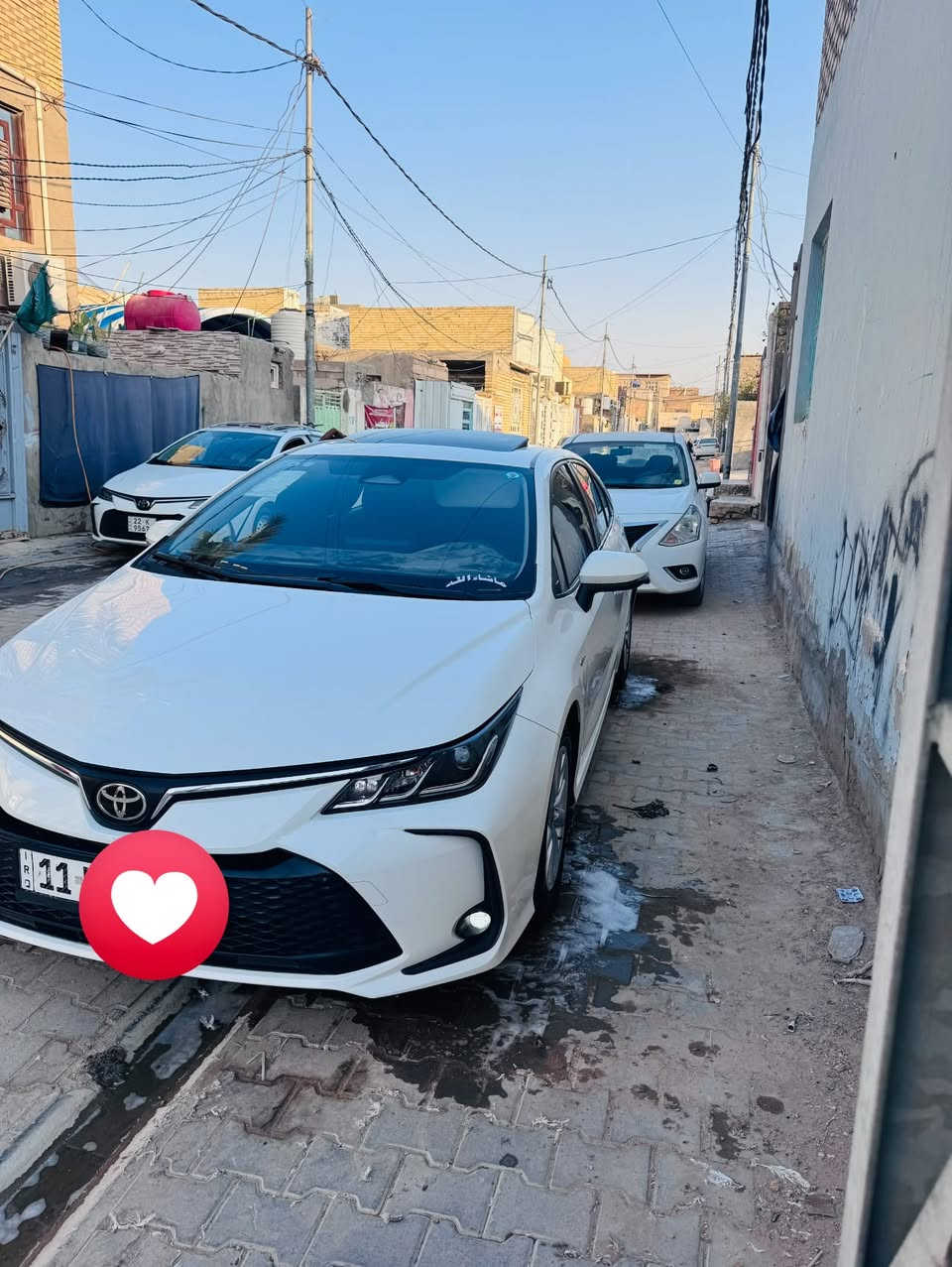 كورلا هايبرد موديل 2025 رقم بغداد فول السياره فتحه بصمه رادار جلد وبعد بيها هواي موصفات السياره بيها بخه صبغ ربع من الباب الي خلف السائق
والجاملغ خلفي بي مكان  تصيحه زغيره كد شبر   ماشيه 44 الف مكاني نجف سعر 145 بيه مجال للشراي  رقمي ***********
