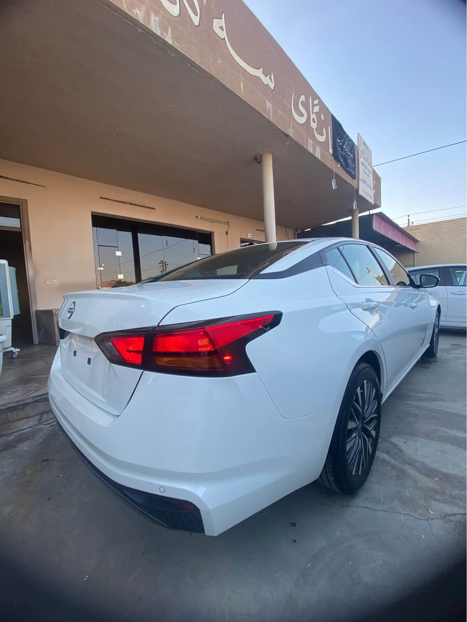 Nissan altima be boya tanha 4mil roishtwa tanha yak pala sardi haya 3 mang Kati lagal— rasmi da3makim danawa*********** السليمانية, العراق
