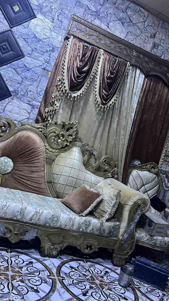 ٣ قنفات كبار • ٤ كراسي • مرجوحه