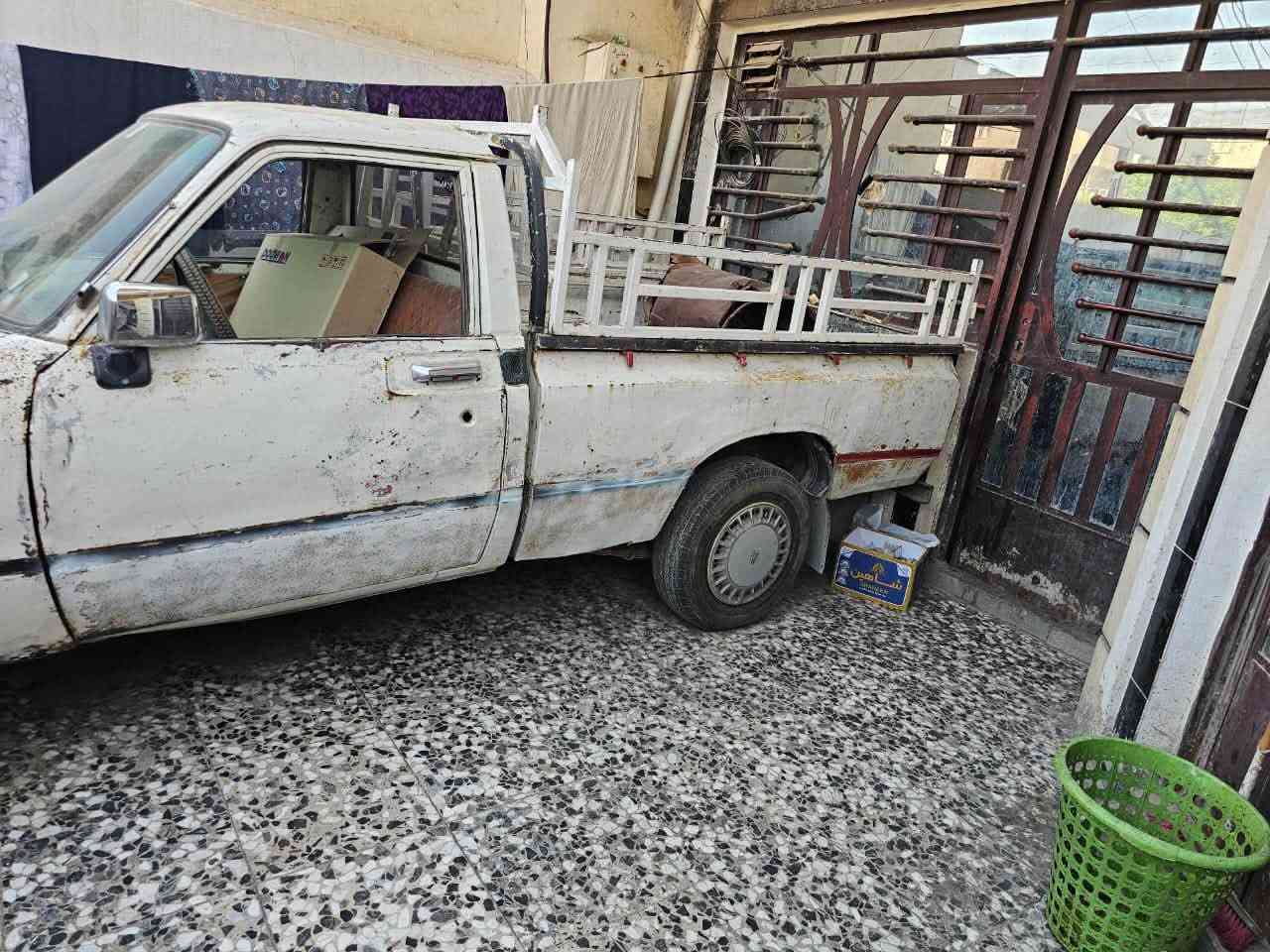 سلام وعليكم سياره بيكم 80 
رقم كليزي بسمي 
بيها ملاحظات سعر 21 وبيها مجال
عنوان بغداد الدوره 
غير متواجد ع فيس ***********
