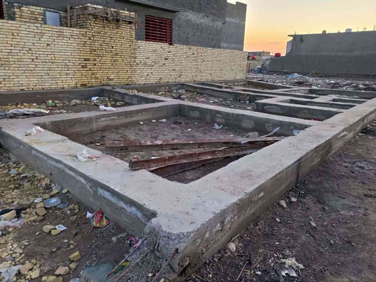 قطع للبيع طابو زراعي سند 25 المساحه 175 متر السعر 40 وبيه مجال للشراي يدلل موقع القطعه كاع باسم المكصد مراجعة الرقم ***********
