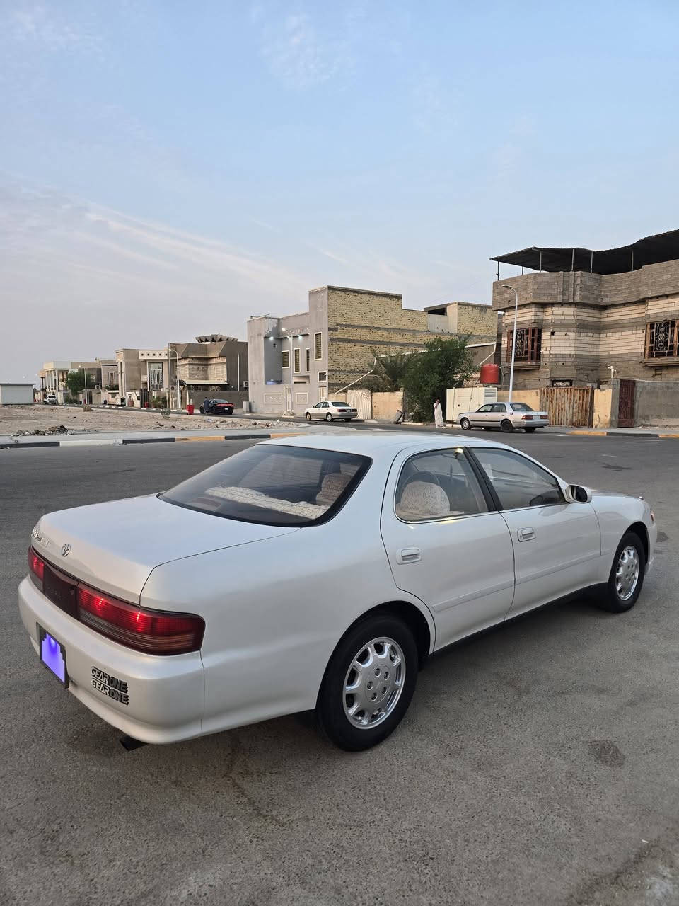 السلام عليكم
كرسته مديل 1995 رقم بصره تحويل ثاني يوم بسمي 
السياره مكفوله كص ونقل وضربه وعيب شرعي وتبديل وخياسات السياره علا الابلاد بيها رشات كلش قليله صبغ مكينه وكير الك الفحص حداديه ميه بل ميه تخم تاير باتري جديد كهربائيات كلهن شغاله تبريد شغال دواخل جدد الله شاهد تجي وتشوف بعينك سياره كلش جديده وااحلا من الصور 
السعر 77 وبيها مجال كلش بسيط 
العنوان البصره 
الهاتف***********
