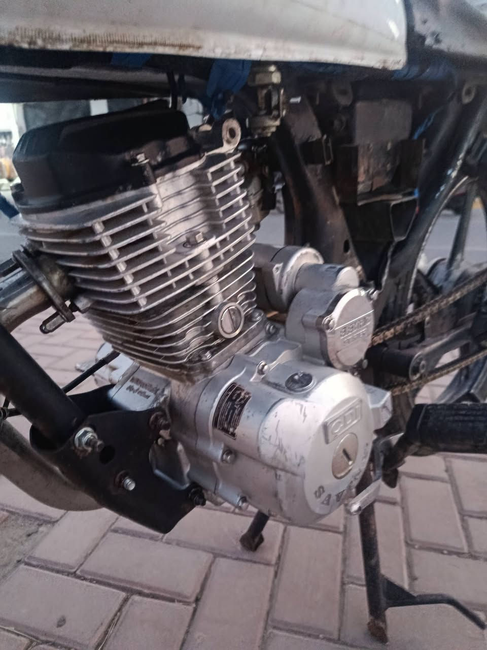 دراجه سيفان خمسه كير 2019 مابيه عيب سعر 200 الف بيه مجال بسيط شراي خابر وتدلل *********** 
مكاني دوز حي العسكري سايددين حديقه يلدز 
@الجميع
