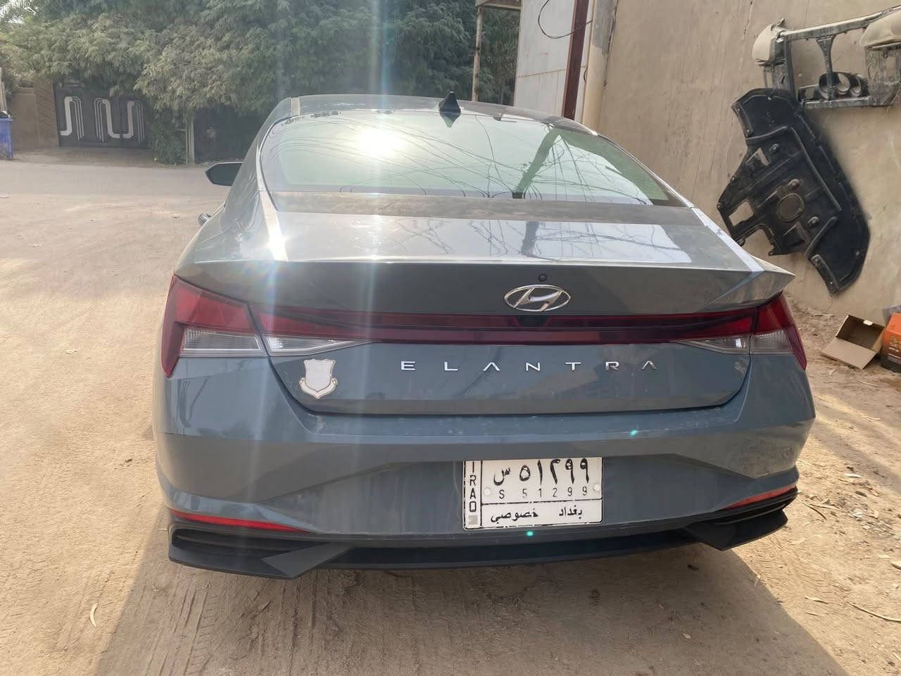 النترا وارد امريكي لون سمنتي موديل 2022
فول مواصفات ماعده الفتحه
حادثها فقط ضربه في الباب خلف العربي مبدله اصليه 
رقم بغداد باسمي ***********
